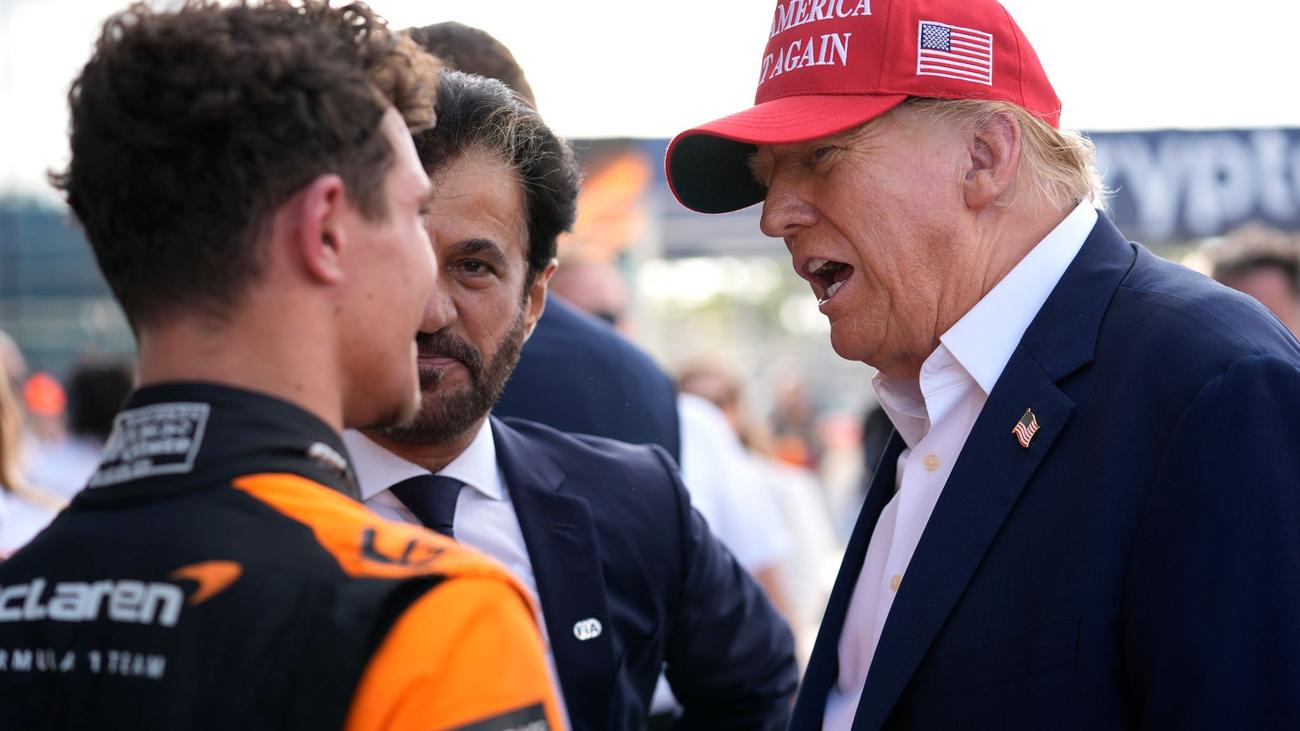 Donald Trump, Formula 1, Miami Grand Prix, Liberty Media, ABD ekonomisi, Gümrük tarifeleri, Otomobil endüstrisi, General Motors, Haas, Toto Wolff, Küreselleşme, Tedarik zincirleri, Sponsorluk, Dolar, Euro, Risk yönetimi, James Vowles, Motor sporları, ABD başkanlık seçimi
