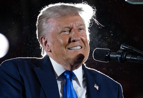 Donald Trump, Kristen Welker, Meet the Press, ABD ekonomisi, üçüncü dönem, 22. Değişiklik, Joe Biden, GSYİH, borsa, Anayasa, Kilmar Abrego Garcia, göç, MS-13, Çin, gümrük vergileri, resesyon, ticaret anlaşmaları, 2028, Donald Trump röportajı, Joey Garrison
