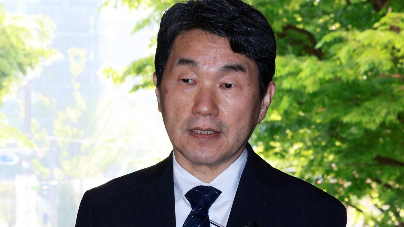 Güney Kore, hükümet krizi, geçici başkan, Choi Sang Mok, Lee Ju Ho, Han Duck Soo, Yoon Suk Yeol, görevden alma, seçim, siyasi istikrarsızlık, Yonhap, savaş hukuku, devlet işleri, hükümet değişimi, Güney Kore siyaseti

