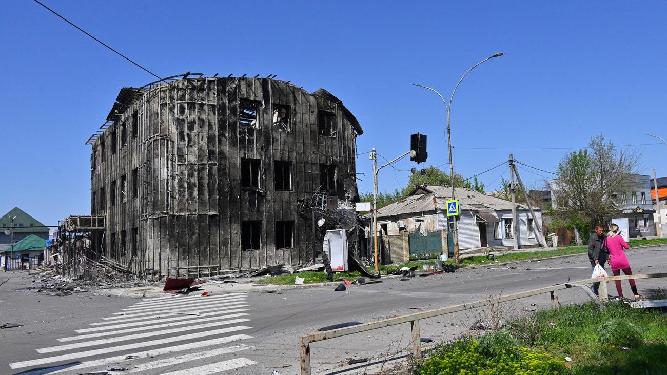 Rusya, Ukrayna, Savaş, Drone saldırısı, Zaporijya, Kırım, Donetsk, Dnipropetrovsk, Hava saldırısı, Savunma, Askeri operasyon, Siviller, Yaralılar, Hava savunma, Telegram, Rusya Savunma Bakanlığı, İvan Fedorov, Mihail Razvojayev, Sivastopol, Hava alarmı.
