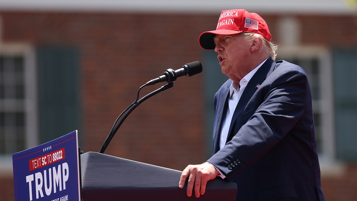 Başkan Trump, DEI, çeşitlilik, eşitlik, kapsayıcılık, meritokrasi, liyakat, kolej sporları, öğrenci sporcular, koçluk, işe alım, affirmative action, olumlu ayrımcılık, tokenizm, Fox News, görüş, kampüs, eğitim, K-12, yükseköğretim, Yüksek Mahkeme, Michigan Üniversitesi
