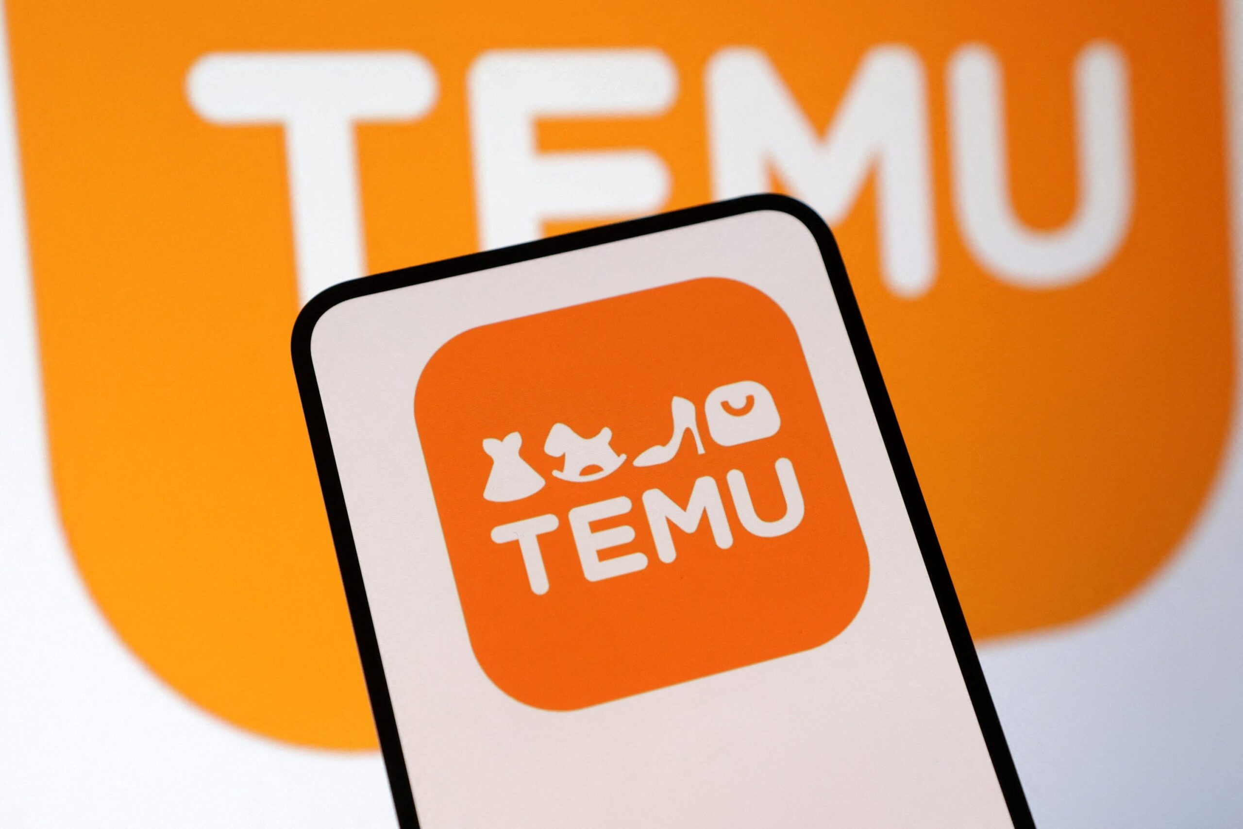 Amazon, Temu, Shein, e-ticaret, de minimis muafiyeti, gümrük vergileri, ABD Tüketici Ürünleri Güvenlik Komisyonu (CPSC), çocuk ürünleri güvenliği, Donald Trump, ABD Sağlık ve İnsan Hizmetleri Bakanlığı (HHS), Nike, spor ayakkabı, tüketici haberleri, finans haberleri, USA TODAY, tüketici ürünleri, günlük para, ekonomik haberler, günlük haberler
