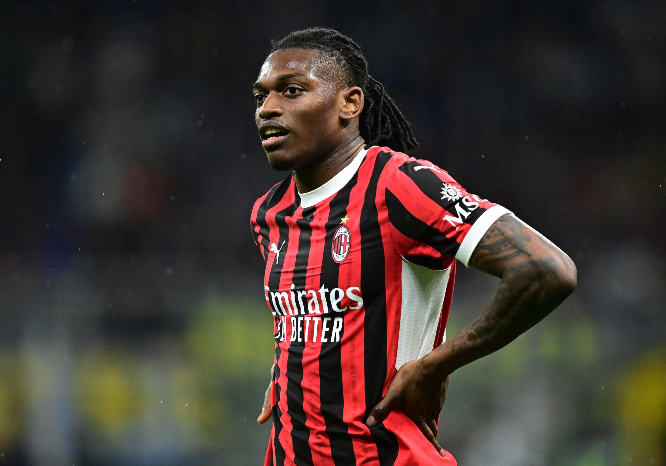 Milan, Genoa, Rafael Leao, Morten Frendrup, Serie A, Ligue Europa Conference, Lazio, İtalya Kupası, Bologna, Sergio Conceiçao, Youssouf Fofana, sakatlık, futbol, maç özeti, Avrupa Kupaları, Rossoneri
