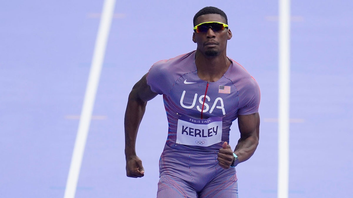 Fred Kerley, atletizm, darp, Alaysha Johnson, Grand Slam Track, Noah Lyles, ABD Atletizm Federasyonu, iç şiddet, tutuklama, Paris 2024, Olimpiyatlar, dünya şampiyonası, 100 metre, 200 metre, 4x100 metre, 4x400 metre

