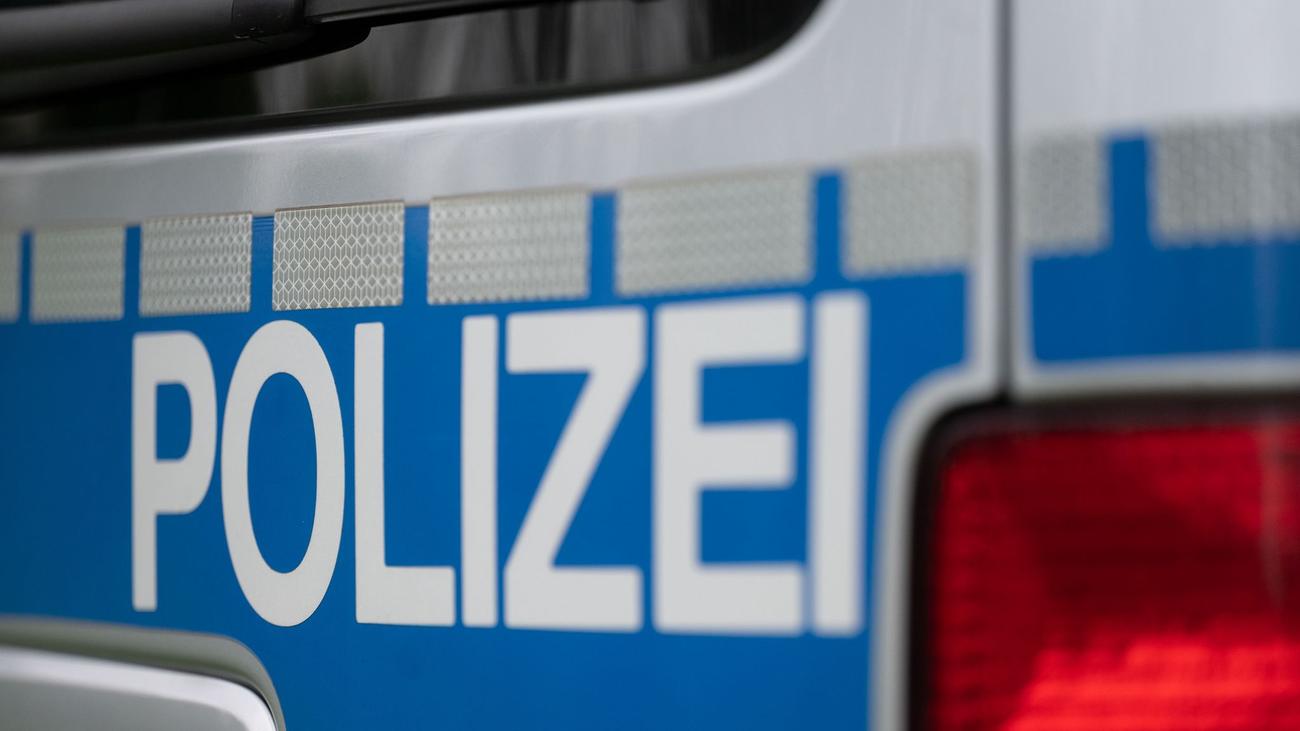 Albstadt, Zollernalbkreis, bebek ölümü, cinayet, otopsi, anne, tutuklama, soruşturma, doğum, gizlilik, banyo, yeni doğan, bebek, Alman polisi, Lebensgefährte, Totschlag
