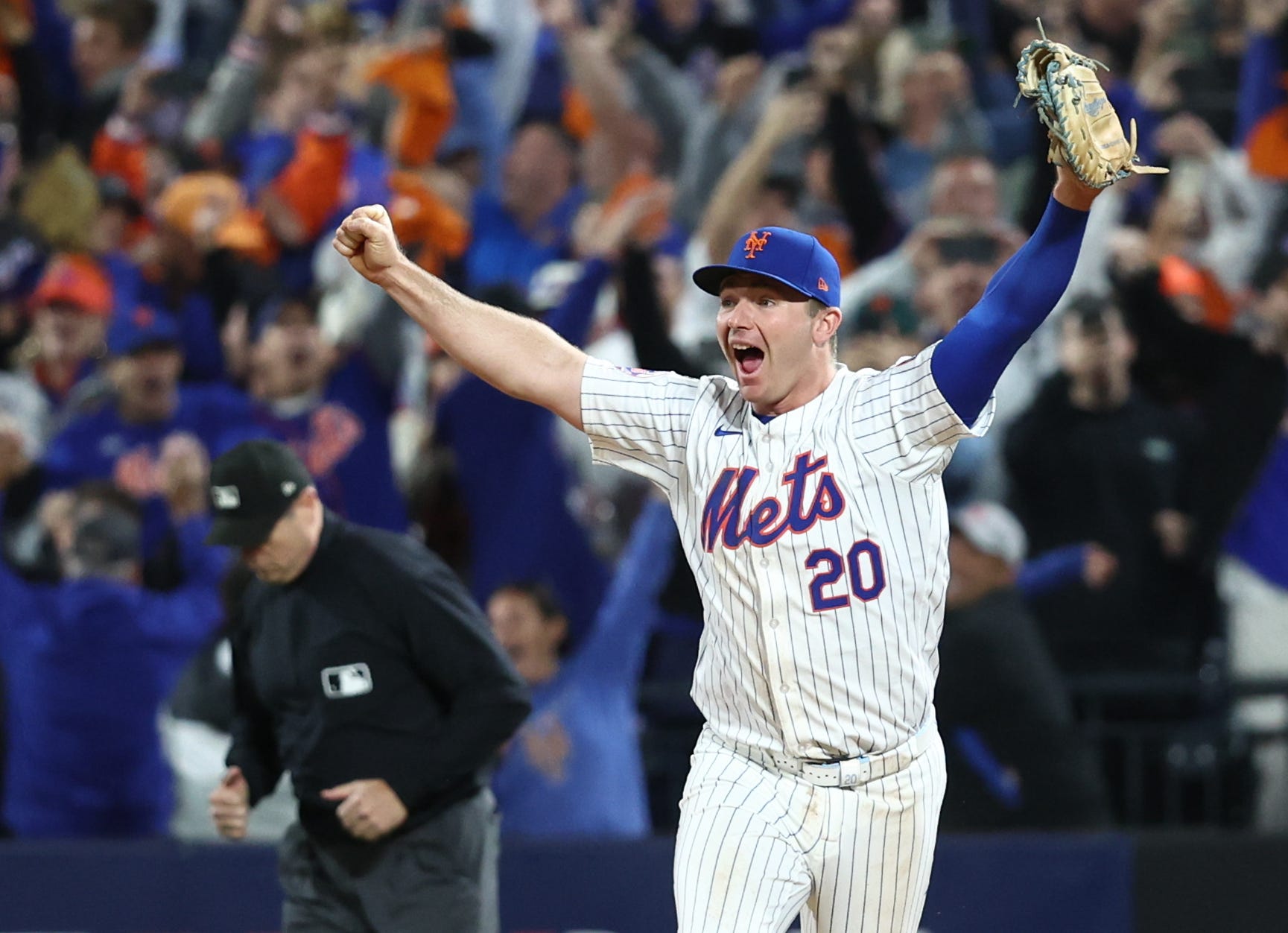 Pete Alonso, New York Mets, MLB, Beyzbol, Sözleşme, Maaş, Serbest Oyuncu, Opt-Out, En Yüksek Maaşlı, Birinci Beyzbolcu, 2025, 2026, Transfer, Spor Haberleri, MLB Maaşları, Oyuncu Opsiyonu, Uzun Vadeli Sözleşme, İmza Parası, Profesyonel Beyzbol, Beyzbol Piyasası.
