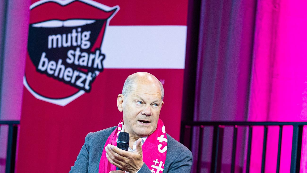 Olaf Scholz, askerlik hizmeti, vicdani ret, Karl May, Winnetou, Friedrich Merz, Wehrpflicht, askerlik yükümlülüğü, ordu, savunma, Almanya, konvansiyonel savaş, asker alımı, gönüllülük esası, koalisyon sözleşmesi, silah altına alma, askeri denetim, askerlik anketi
