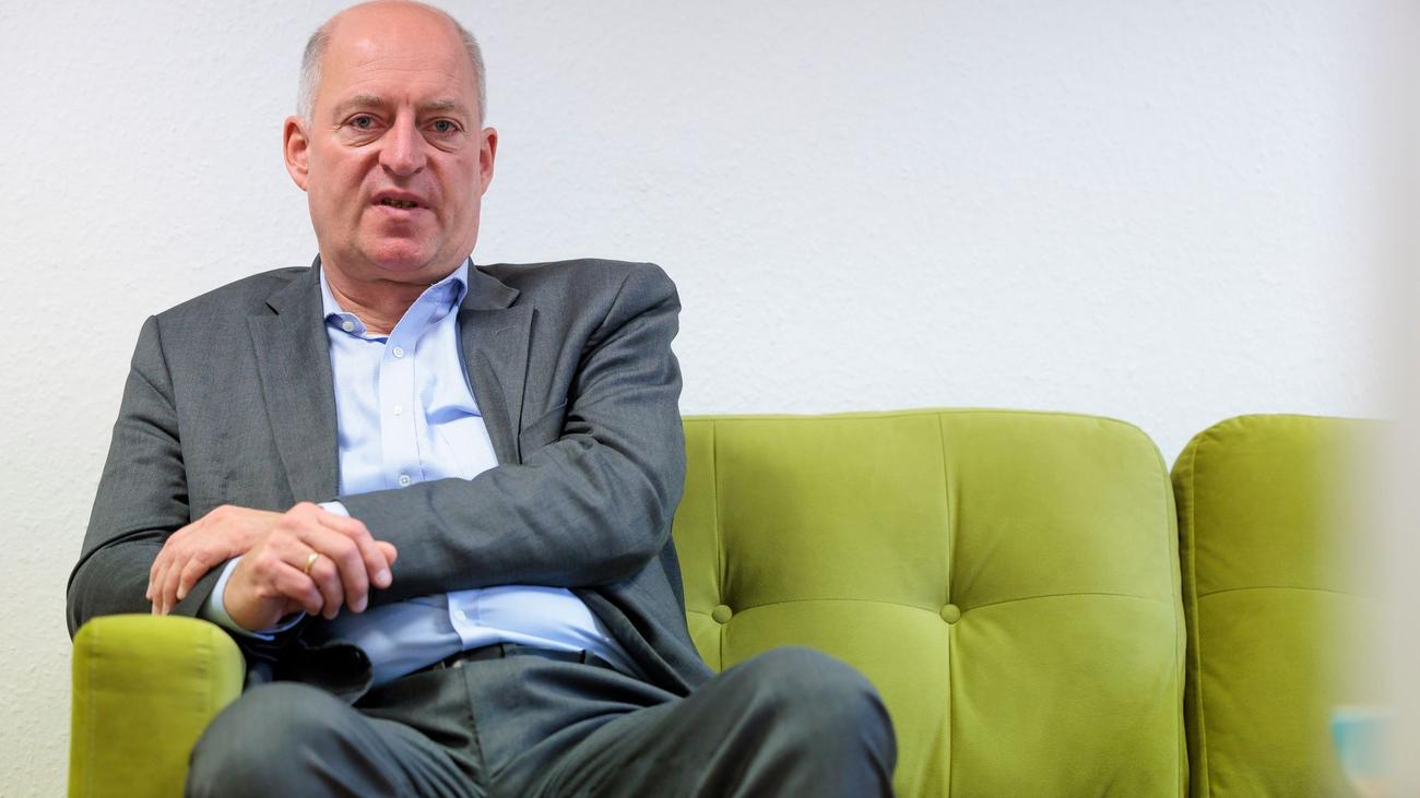 Friedrich Merz, CDU, Almanya, Başbakanlık Seçimi, LVU Rheinland-Pfalz, Karsten Tacke, Ekonomi, Belirsizlik, İşletmeler, Güvenilir Çerçeve, Planlama Güvenliği, Siyasi Durum, İstikrarlı Siyasi Ortam, Hükümet, Eylem Yeteneği, İş Dünyası, Alman Ekonomisi
