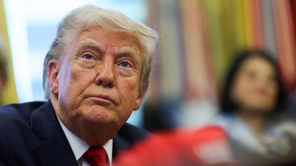 Mark Zaid, Donald Trump, güvenlik izni, görevi kötüye kullanma, azil, Brian Murphy, ihbarcı, misilleme, Birinci Değişiklik, Beşinci Değişiklik, dava, siyasi intikam, Hukuk, avukat, Trump yönetimi