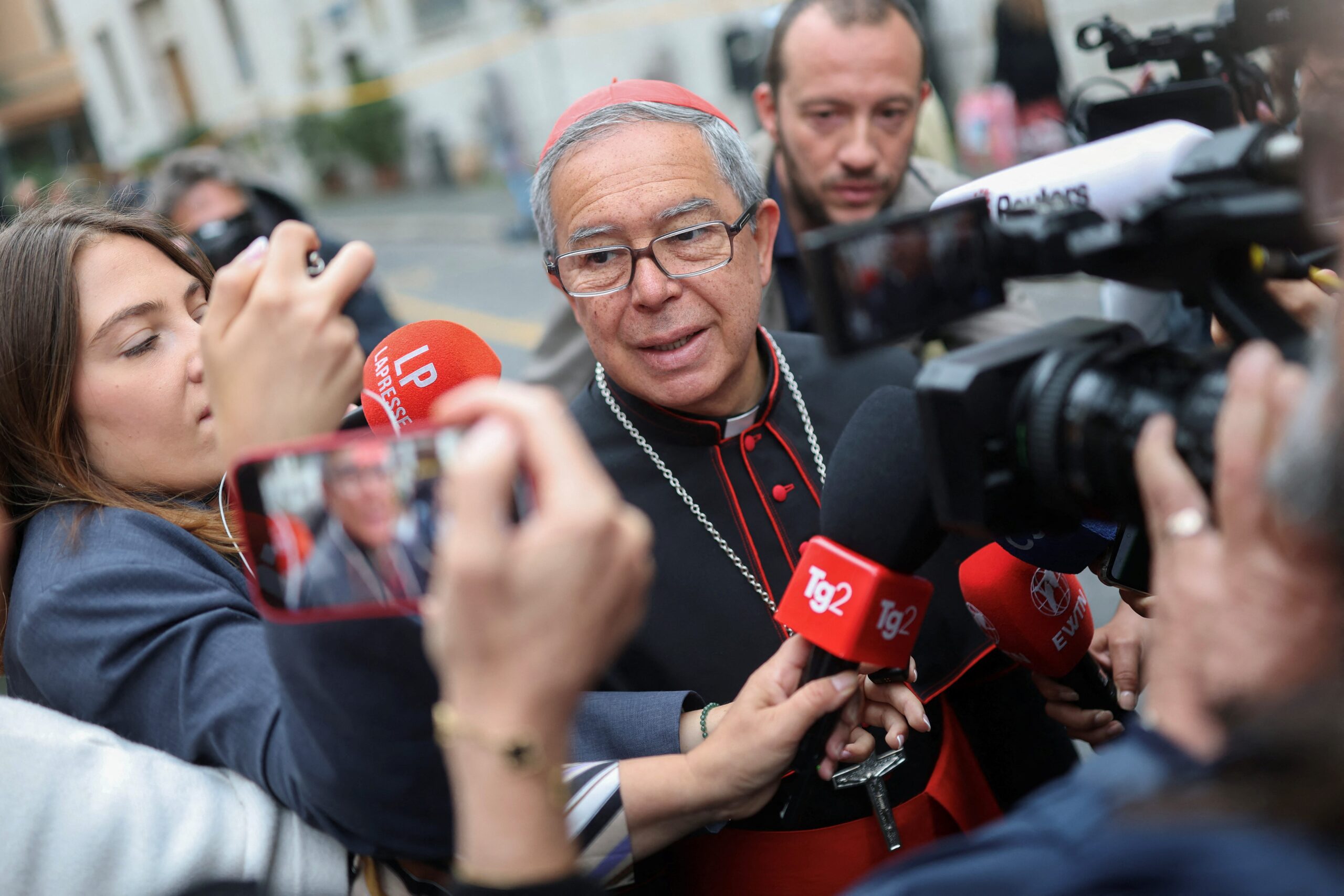Katolik Kilisesi, Papa seçimi, Papalık Konklavı, Kardinaller Heyeti, Sistine Şapeli, Papa Francis, Yeni Papa, Vatikan, Vatikan Haberleri, ABD Yayınları, Canlı Yayın, Televizyon Yayınları, İnternet Yayını, YouTube, CBS News, ABC News, Fox News, Vatican News, Radio Vaticana, Greta Cross, USA TODAY, dini haberler, haber, dini seçim, Papa seçimi ne zaman
