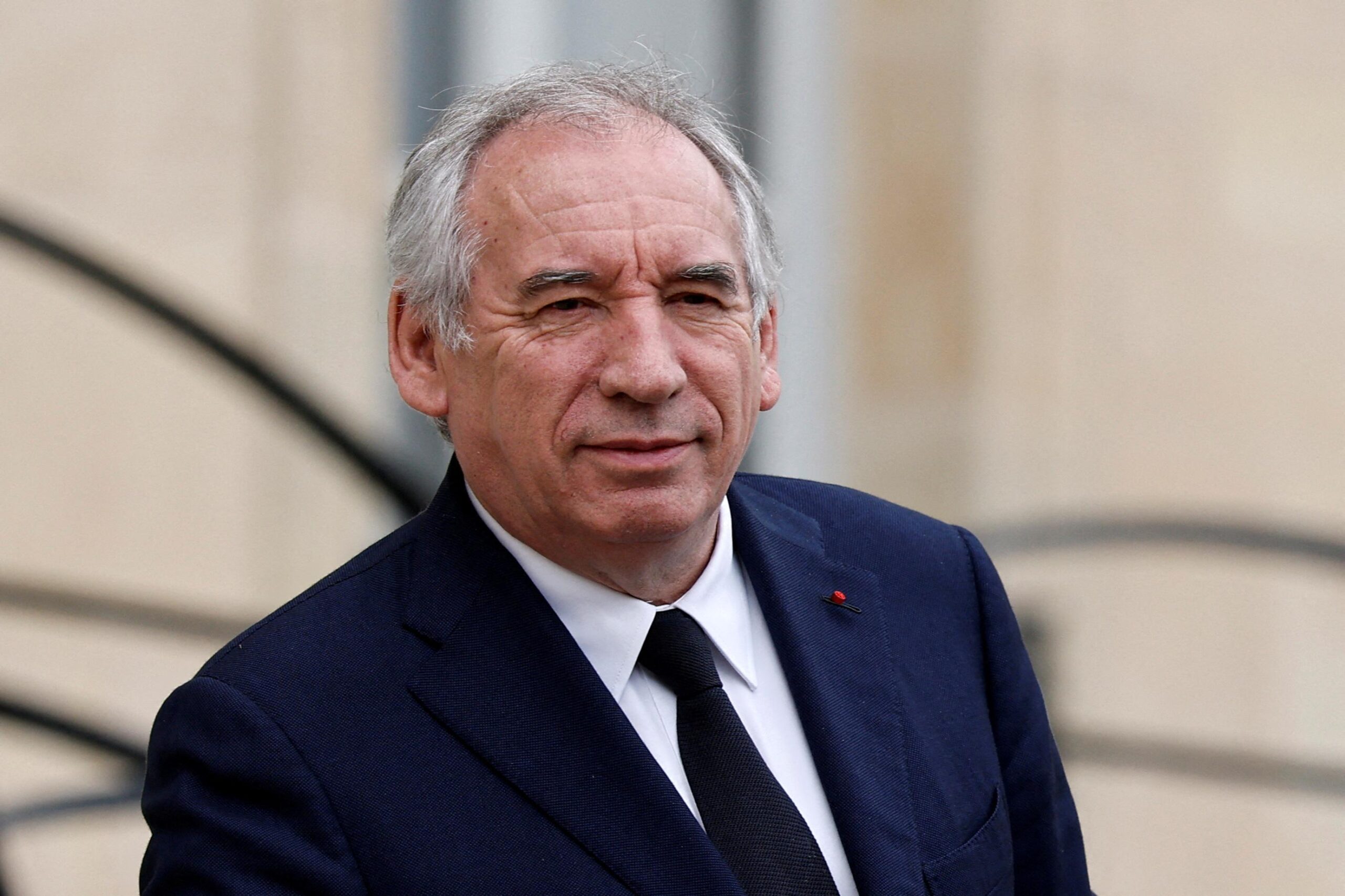 François Bayrou, sağlık hizmetlerine erişim, doktorlar, tıbbi çöller, sağlık hizmetleri düzenlemesi, sağlık politikası, doktor yerleşimi, dayanışma misyonu, sağlık reformu, Fransa
