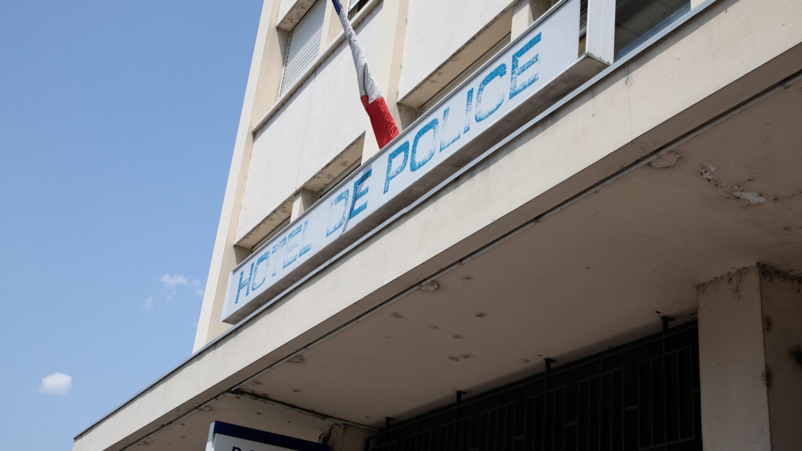 Rennes, silahlı saldırı, otomatik silah, gözaltı, Villejean, suç, soruşturma, JIRS, organize suç, Fransa, haberler, kalashnikov

