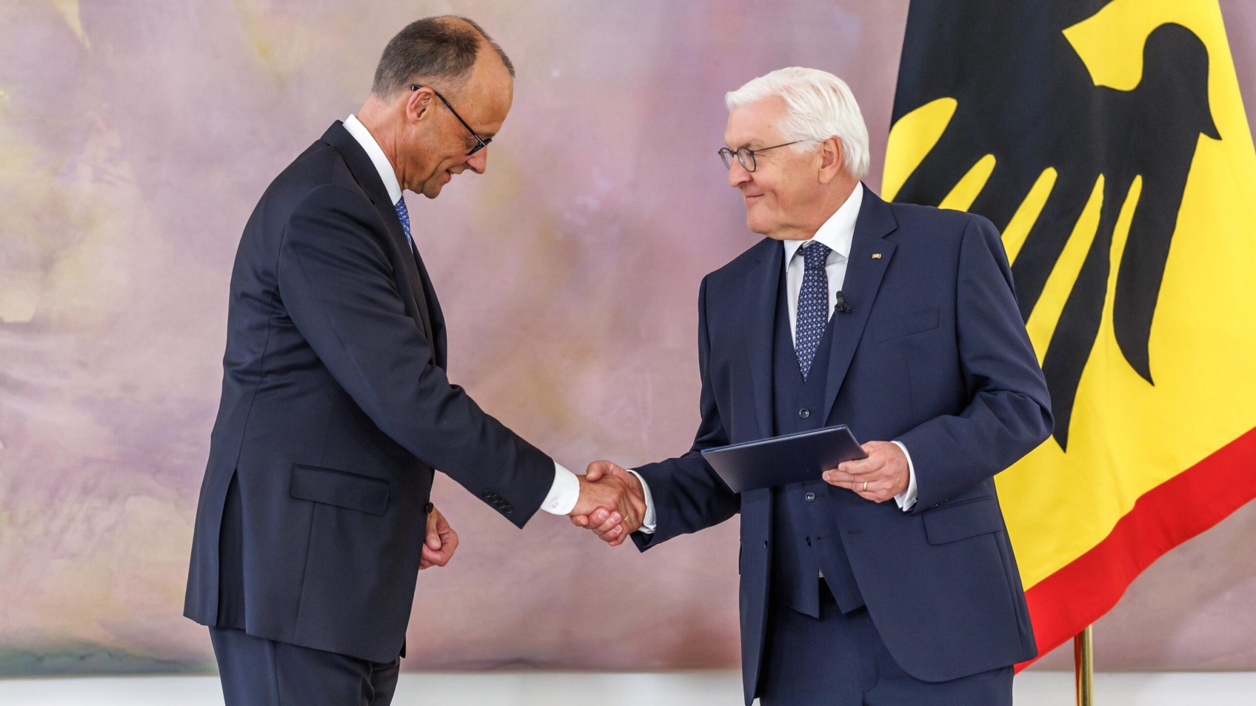 Friedrich Merz, Almanya, Şansölye, Bundestag, Olaf Scholz, CDU, Angela Merkel, Alman siyaseti, seçim, Federal Cumhuriyet, yemin töreni, Frank-Walter Steinmeier, Bild gazetesi
