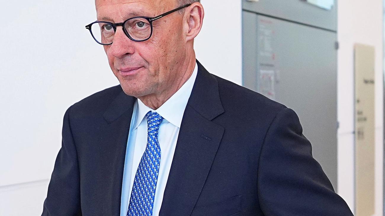 Friedrich Merz, Kanzlerwahl, CDU, SPD, Grüne, Hessen, Bundestag, Koalition, Deutschland, Wahlgang, Regierung, Ines Claus, Vertrauenskrise, politische Analyse, Parlamentswahl, politische Stabilität, Ampelkoalition, Minderheitsregierung, deutsche Politik
