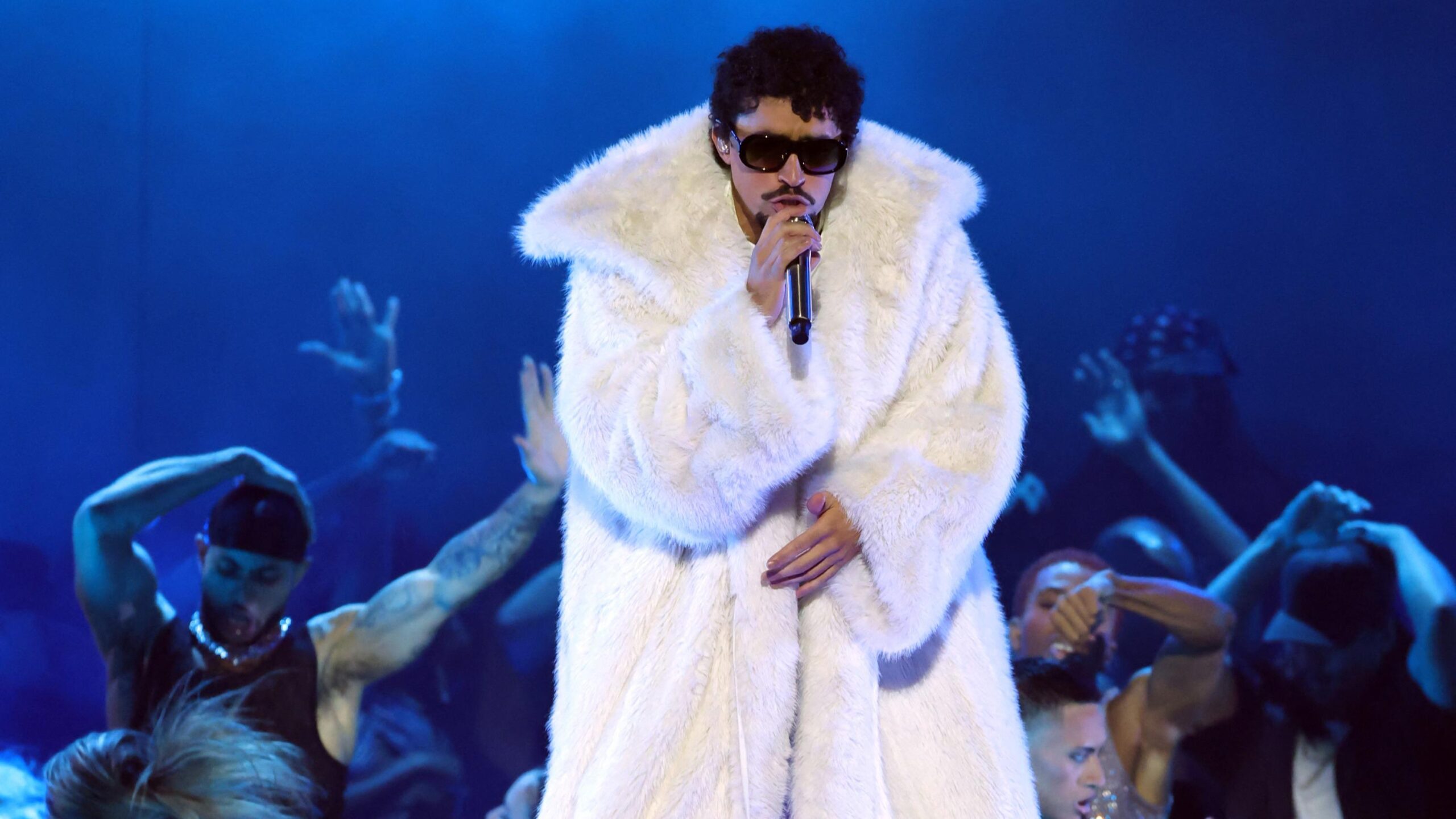 Bad Bunny, konser, Fransa, Vélodrome, Défense Arena, Debí Tirar Más Fotos, Porto Riko, müzik, Spotify, Latin müziği, trap, reggaeton, Benito Antonio Martínez Ocasio, Shakira, Jennifer Lopez, turne, haberler
