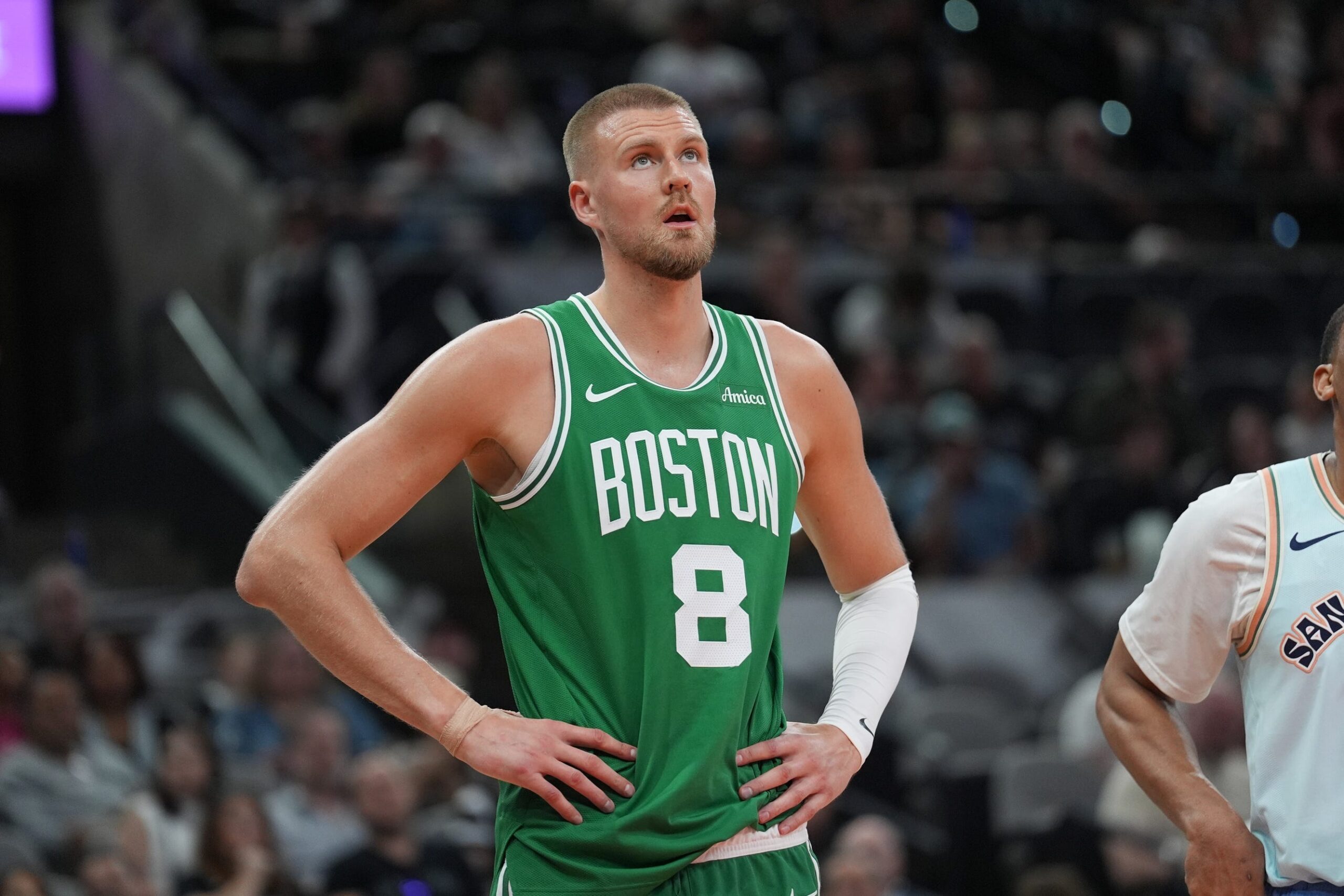 NBA Playoffları, 2025 NBA Playoffları, Boston Celtics, New York Knicks, Kristaps Porzingis, Sakatlık, Maç 2, Al Horford, Doğu Konferansı Yarı Finalleri, NBA Şampiyonluğu Oranları, Basketbol, Maç Öncesi, Spor Haberleri, NBA Haberleri, Sakatlık Raporu, Oyun Zamanı Kararı
