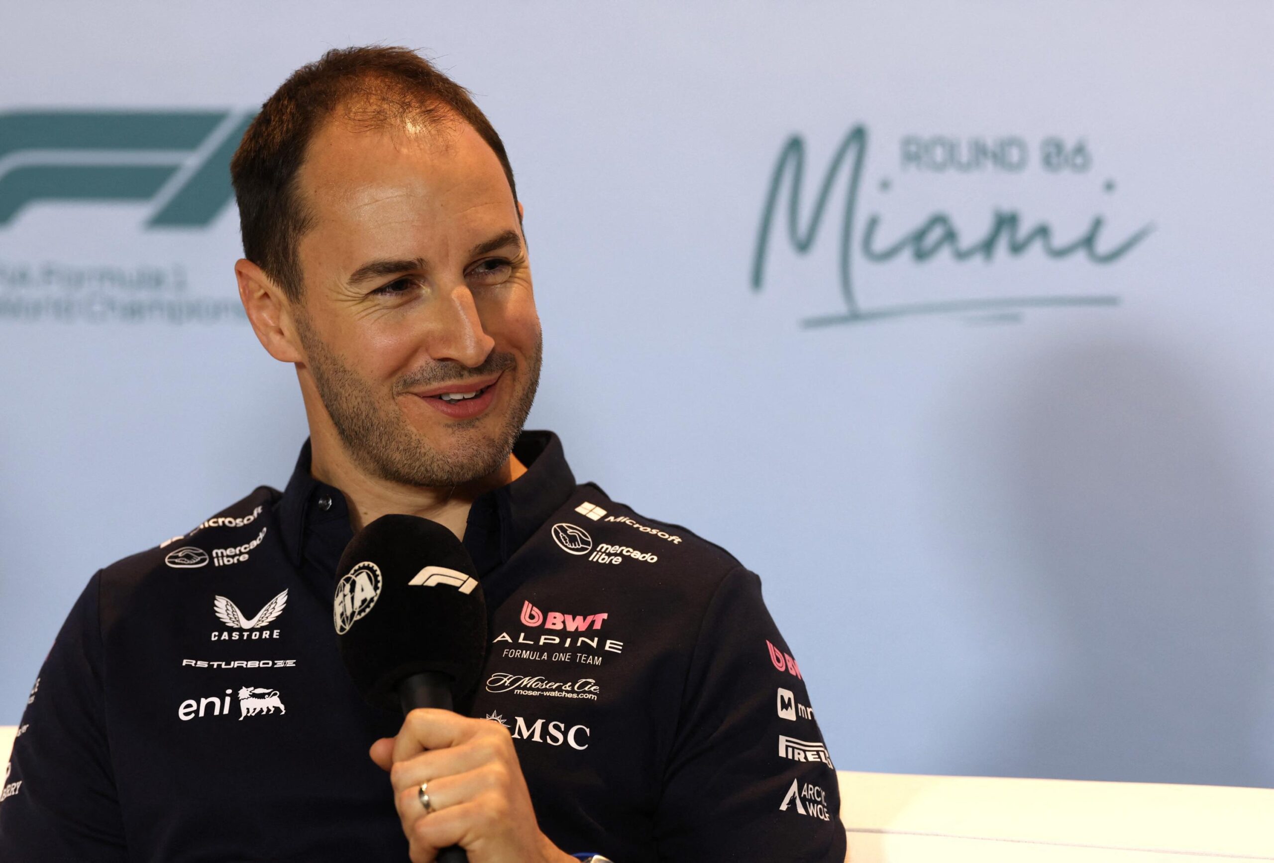 Alpine F1, Oliver Oakes, Flavio Briatore, Bruno Famin, Pierre Gasly, Jack Doohan, Franco Colapinto, F1 takımı, Formula 1, istifa, takım patronu, Enstone, Imola Grand Prix, üreticiler şampiyonası, pilot değişimi
