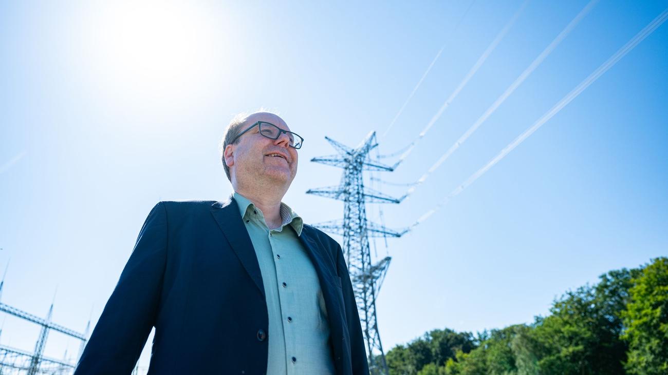 Niedersachsen, Klimaschutz, Klimastratejisi, İklim Konseyi, Sera Gazı Emisyonları, Yenilenebilir Enerji, İklim Nötrlüğü, Çevre Bakanlığı, Christian Meyer, İklim Politikası, Almanya, İklim Değişikliği, İklim Eylemi, İklim Finansmanı
