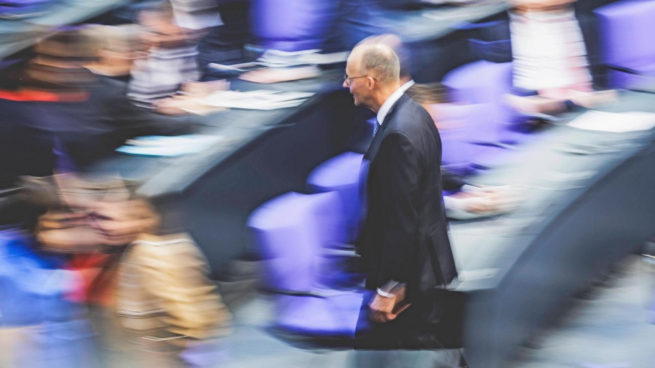 Friedrich Merz, Bundeskanzlerwahl, Deutschland, Politische Krise, Internationale Reaktionen, Guardian, The Times, Telegraph, Washington Post, Wall Street Journal, New York Times, CNN, El Mundo, El País, Cinco Dias, Les Échos, RFI, Polityka, Bundestag, Koalition, AfD, Deutsche Politik, Nachrichten, Analyse, Medienberichterstattung, Wahlpanne
