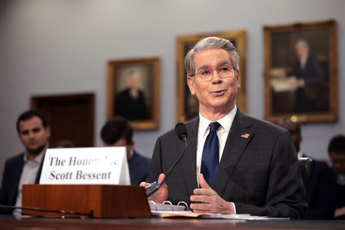 ABD-Çin ticaret savaşları, Donald Trump, Scott Bessent, tarifeler, ticaret müzakereleri, Çin ekonomisi, ABD ticaret politikası, uluslararası ticaret, ithalat, ihracat, gümrük vergileri, ticaret anlaşmaları, ticaret ortakları
