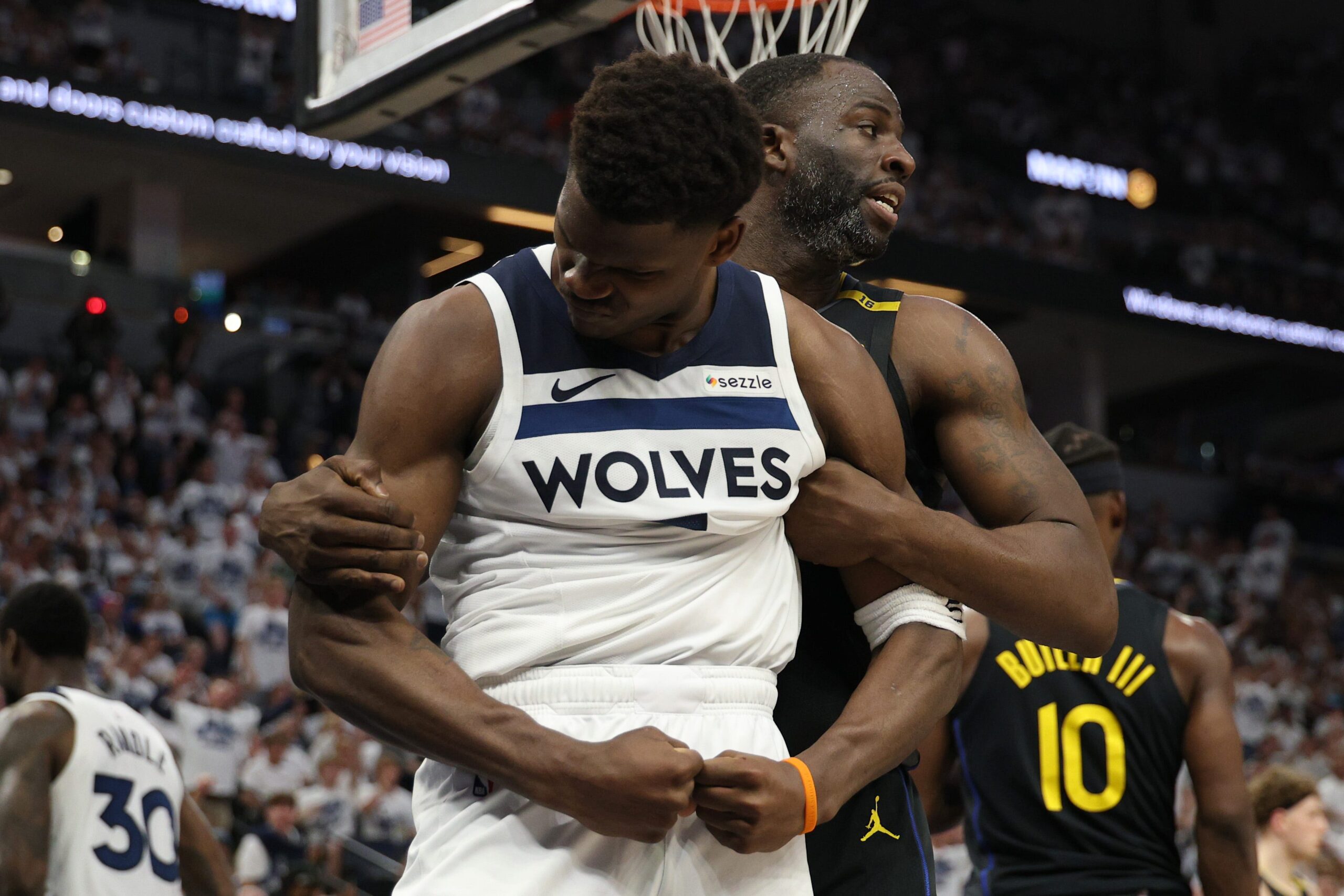 Buddy Hield, Golden State Warriors, Steph Curry sakatlık, Minnesota Timberwolves, NBA playoffları, Batı Konferansı yarı finali, basketbol, Draymond Green, Jimmy Butler, Anthony Edwards, maç özeti, skor, 2. maç, tahminler, analiz
