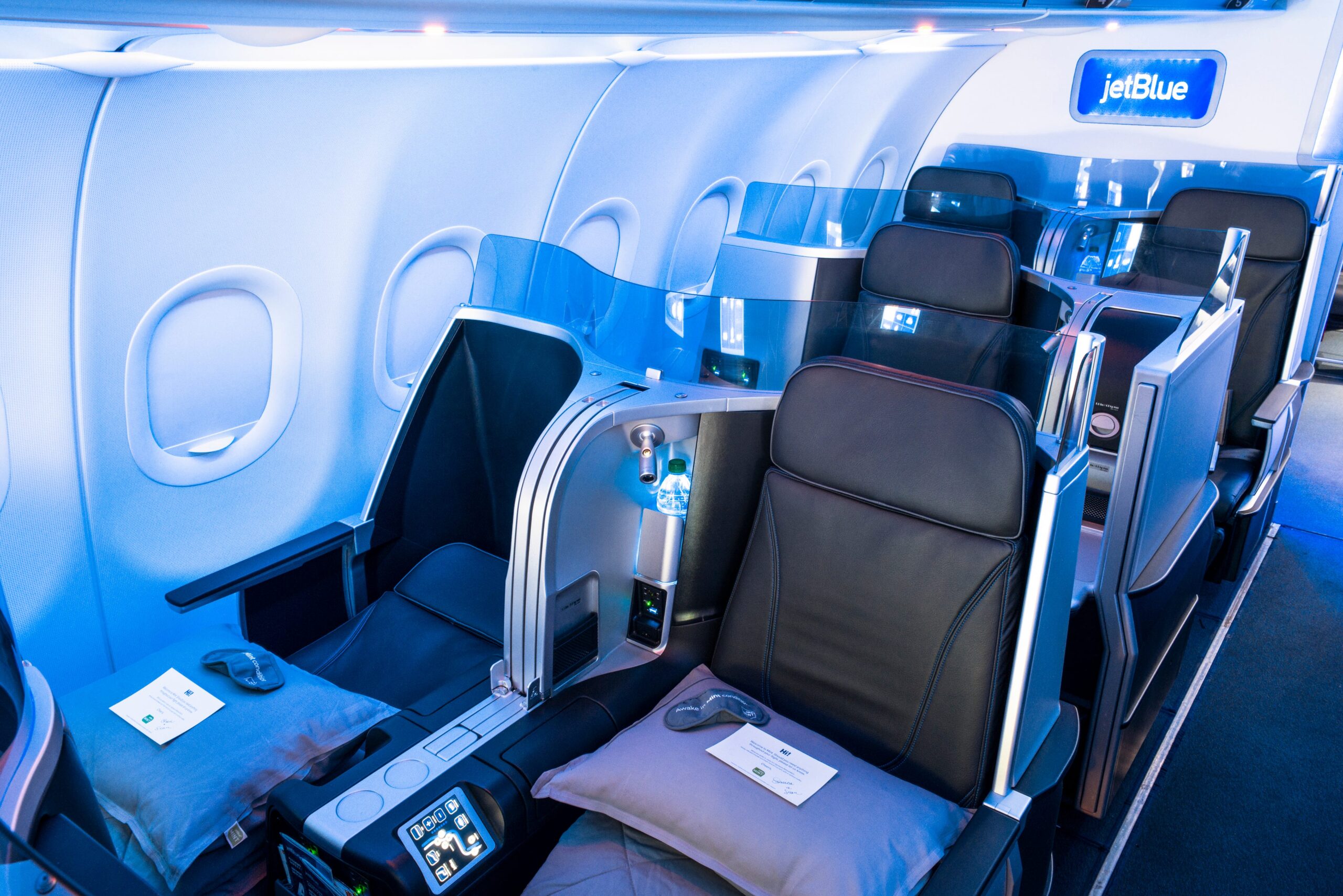 havayolları, müşteri memnuniyeti, seyahat, J.D. Power, Kuzey Amerika, anket, ekonomi, bilet fiyatları, yolcu sayısı, müşteri hizmetleri, Southwest Airlines, Zach Wichter, USA TODAY, seyahat muhabiri, Cruising Altitude