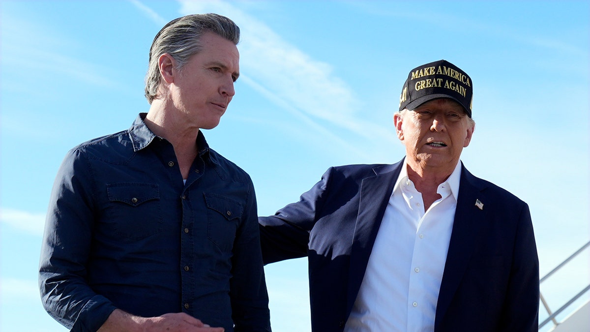 Donald Trump, Gavin Newsom, California, Başkanlık Seçimleri 2028, Yüksek Hızlı Tren, Yangınlar, Su, Altyapı, Federal Fon, Film Endüstrisi, Gümrük Vergisi, Siyasi Rekabet, Haberler
