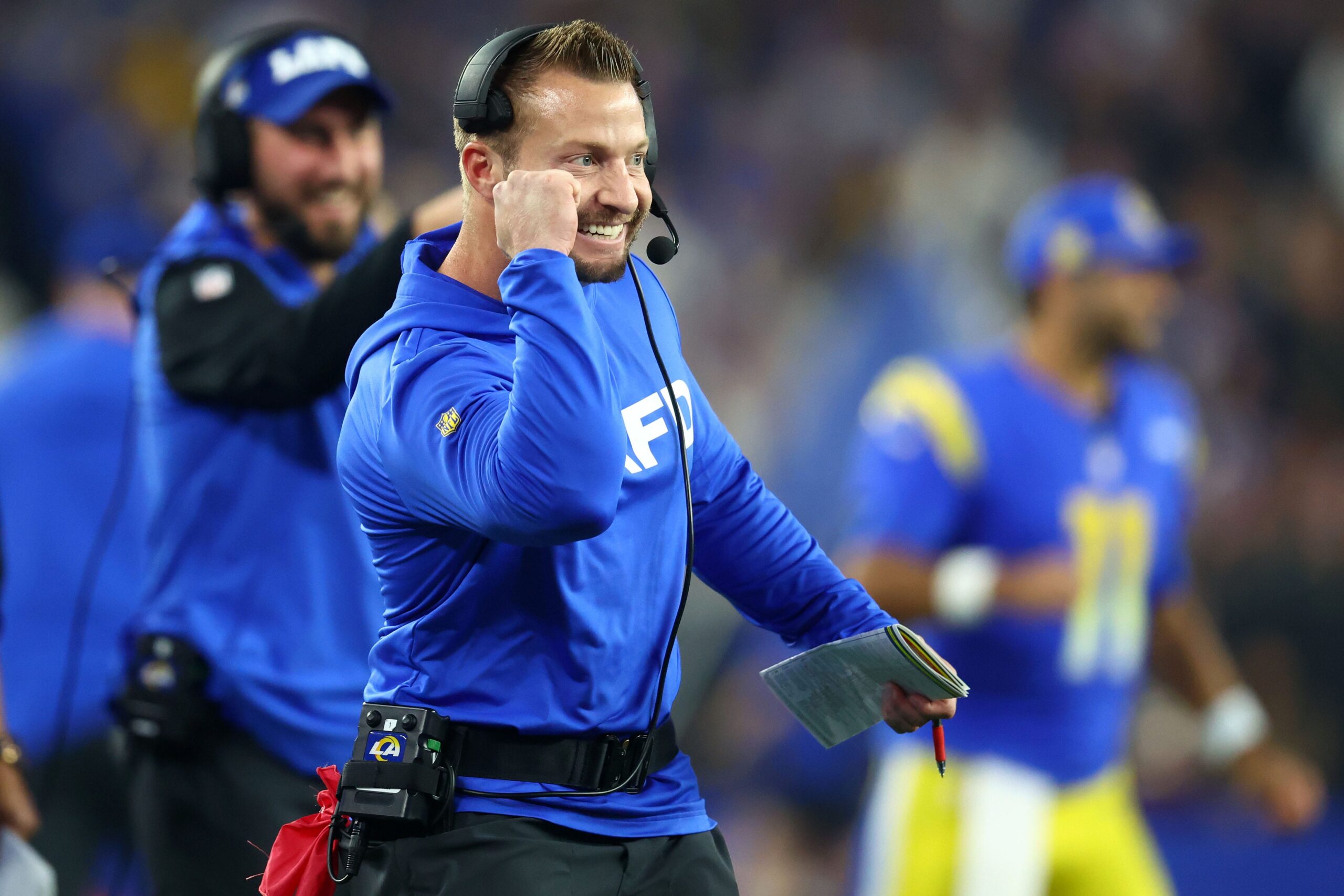 Los Angeles Rams, Maui, Hawaii, Minikamp, Hawaii Turizm Otoritesi, Kevin Demoff, Josh Green, War Memorial Stadyumu, Wailuku, NFL, Turizm, Futbol, Spor, ABD TODAY Spor, Tyler Dragon
