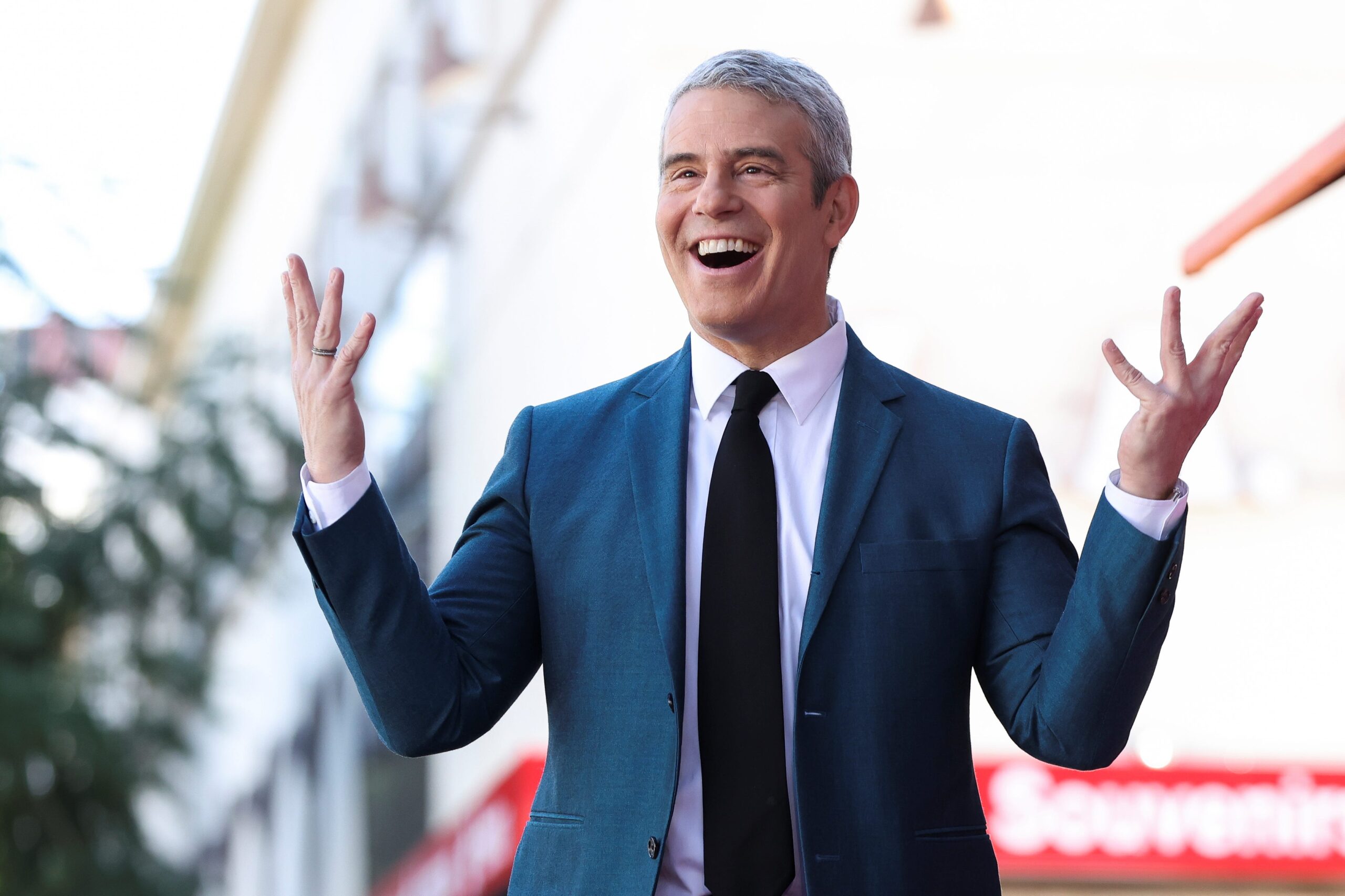 Real Housewives of Rhode Island, Bravo, Rhode Island, reality show, Andy Cohen, Ocean State, televizyon, drama, zengin kadınlar, aile, arkadaşlık, politika, ekonomi, turizm, Rhode Island Film & TV Office, Steven Feinberg, Gov. Dan McKee, K. Joseph Shekarchi, Valarie J. Lawson
