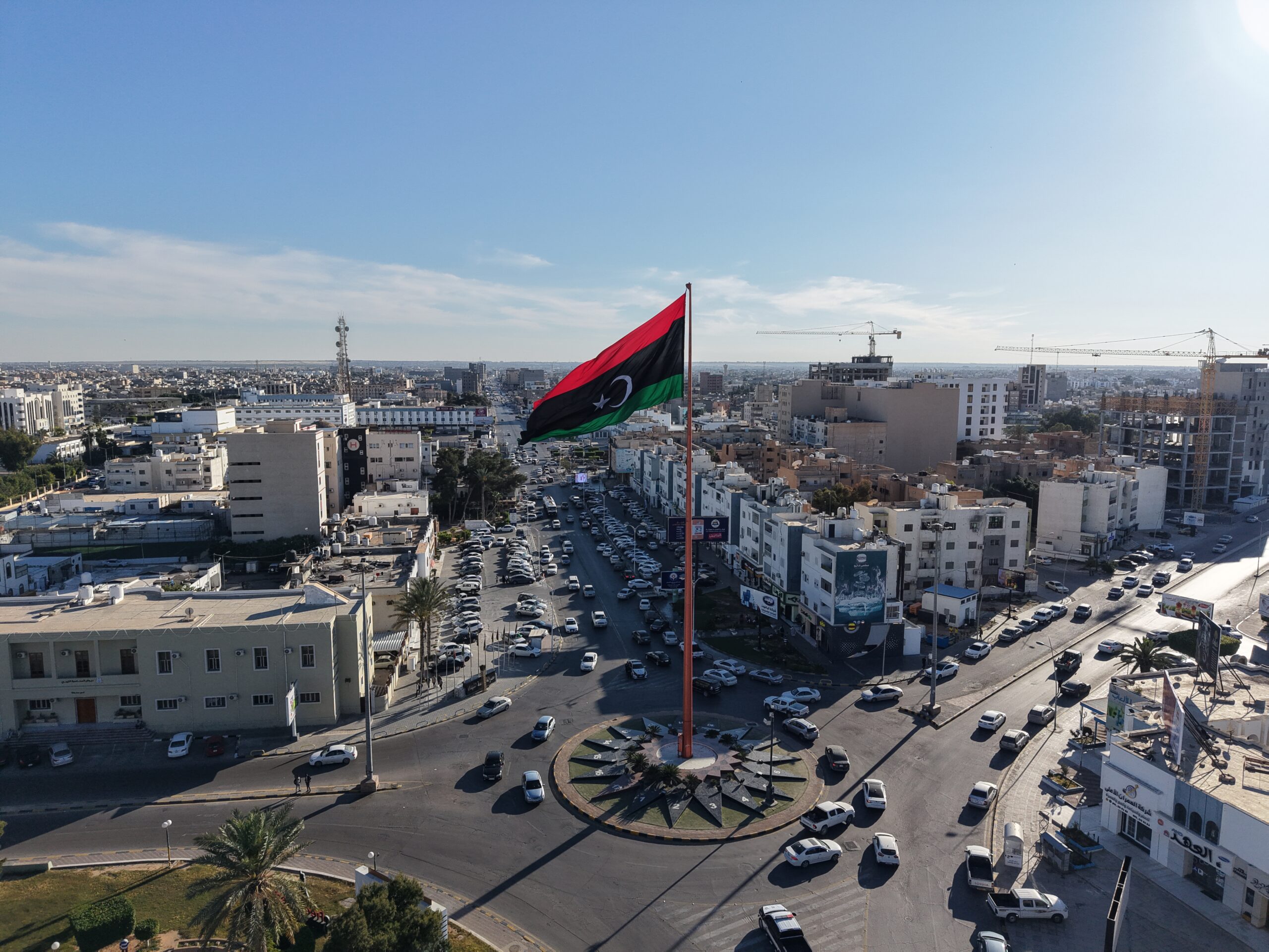 Donald Trump, göçmenler, sınır dışı, Libya, insan hakları, non-refoulement, uluslararası hukuk, Ukrayna, Rusya, Ruanda, El Salvador, megacezaevi, Kilmar Abrego Garcia, Washington Post, Paul Kagame, göçmen kaçakçıları, işkence, Birleşmiş Milletler, Guatemala, sığınmacı, Becca Heller, Uluslararası Mülteci Yardım Projesi, Brian Murphy, yabancı düşmanları yasası, Muammer Kaddafi, NATO, Avrupa, Akdeniz, göçmen ölümleri
