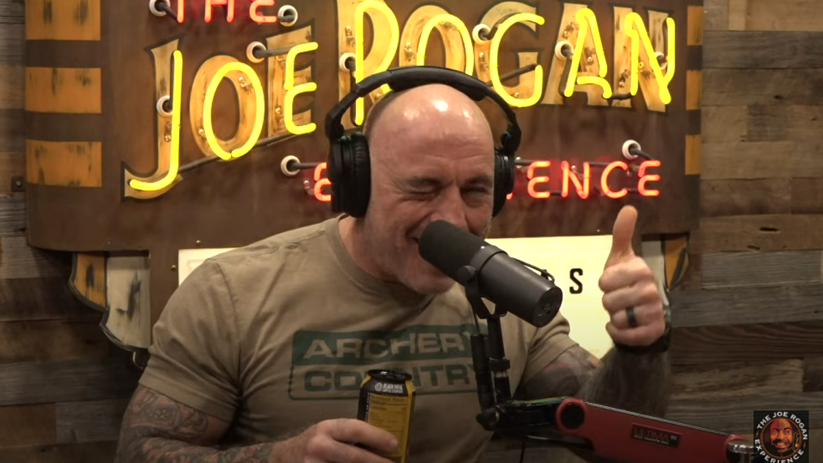 Joe Rogan, Pierre Poilievre, Kanada, seçimler, Liberal Parti, Özgürlük Konvoyu, aşı zorunluluğu, Donald Trump, podcast, Cameron Hanes, siyaset, banka hesapları, röportaj, medya, kültür, Donald Trump, Kamala Harris, ABD başkanlık seçimi, tartışma
