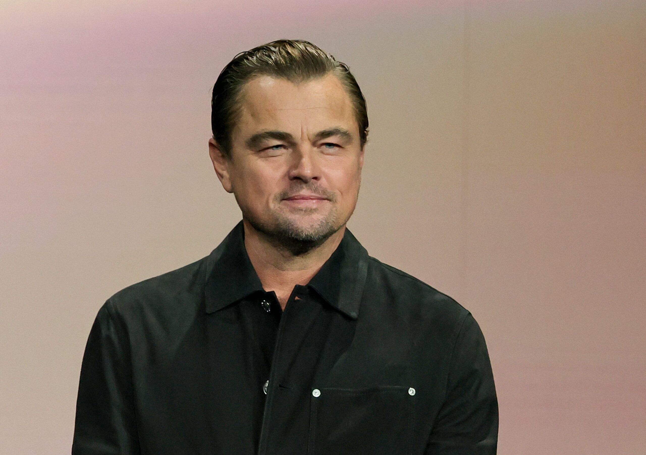 Leonardo DiCaprio, Vittoria Ceretti, Met Gala, 2025 Met Gala, Moda, Vogue, İlişki, Ünlü, Kırmızı Halı, Siyah Dandyizm, Edward Enninful, Teyana Taylor, Milan, Aşk, Ünlü İlişkileri
