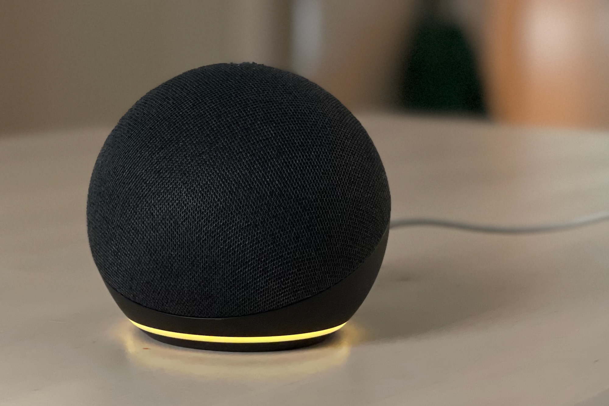Amazon Echo, Alexa, Echo Dot, Echo Pop, Echo Show, akıllı hoparlör, gösterge ışıkları, renk anlamları, bildirimler, sorun giderme, kurulum, Wi-Fi, mikrofon, kamera, gizlilik, çağrılar, do not disturb, acil durum yardımı, sesli asistan, akıllı ev, teknoloji, rehber, ipuçları, püf noktaları, Amazon, Türkiye
