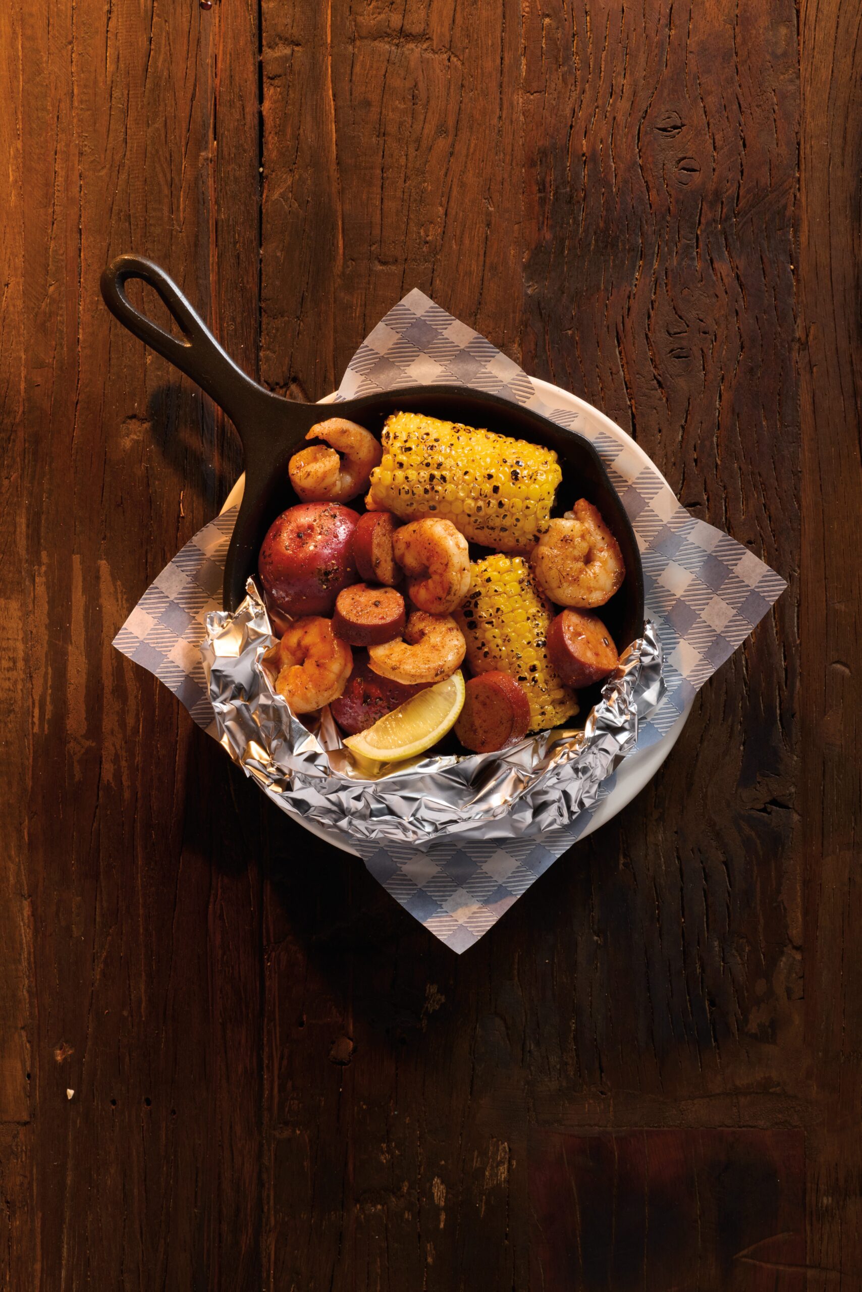 Cracker Barrel, Campfire Meals, yaz menüsü, sınırlı süre, Campfire Shrimp Skillet, Smores Brownie Skillet, Campfire Seasoning, geri döndü, yemek, restoran, yaz lezzetleri, menü öğesi, müşteri isteği, özel teklif
