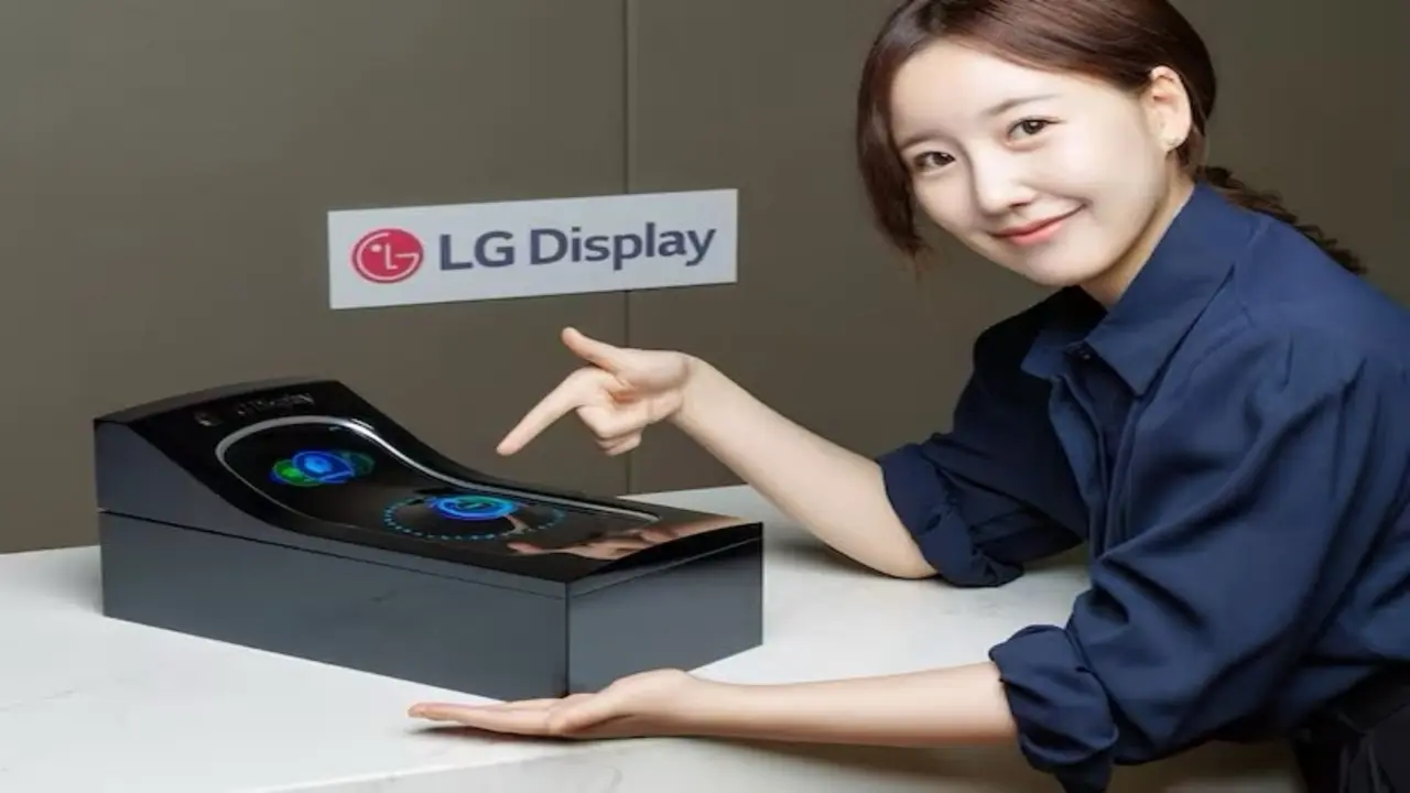 LG Display, otomotiv ekranları, SID 2025, esnek OLED ekran, gerilebilir OLED ekran, 57 inç Pillar to Pillar ekran, kaydırılabilir OLED ekran, araç içi eğlence, sürücü dikkati, Switchable Privacy Mode, otomotiv teknolojisi, ekran teknolojisi, otomobil ekranları, araç içi ekranlar, LG ekran teknolojileri, otomotiv çözümleri
