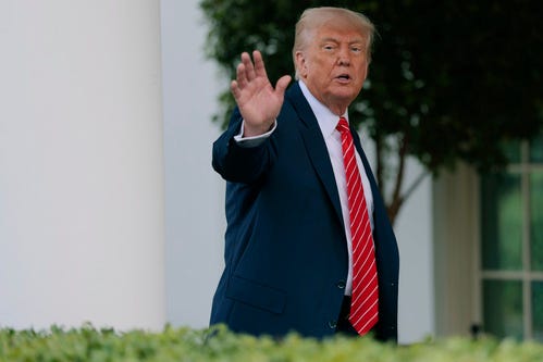 Donald Trump, Papa Leo XIV, Robert Francis Prevost, ABD, Vatikan, göçmenlik, sosyal adalet, JD Vance, eleştiri, siyaset, Katolik, muhafazakar, Laura Loomer, dış politika, ABD-Meksika sınırı, Papa Francis, din, başkanlık ilişkisi, sosyal medya