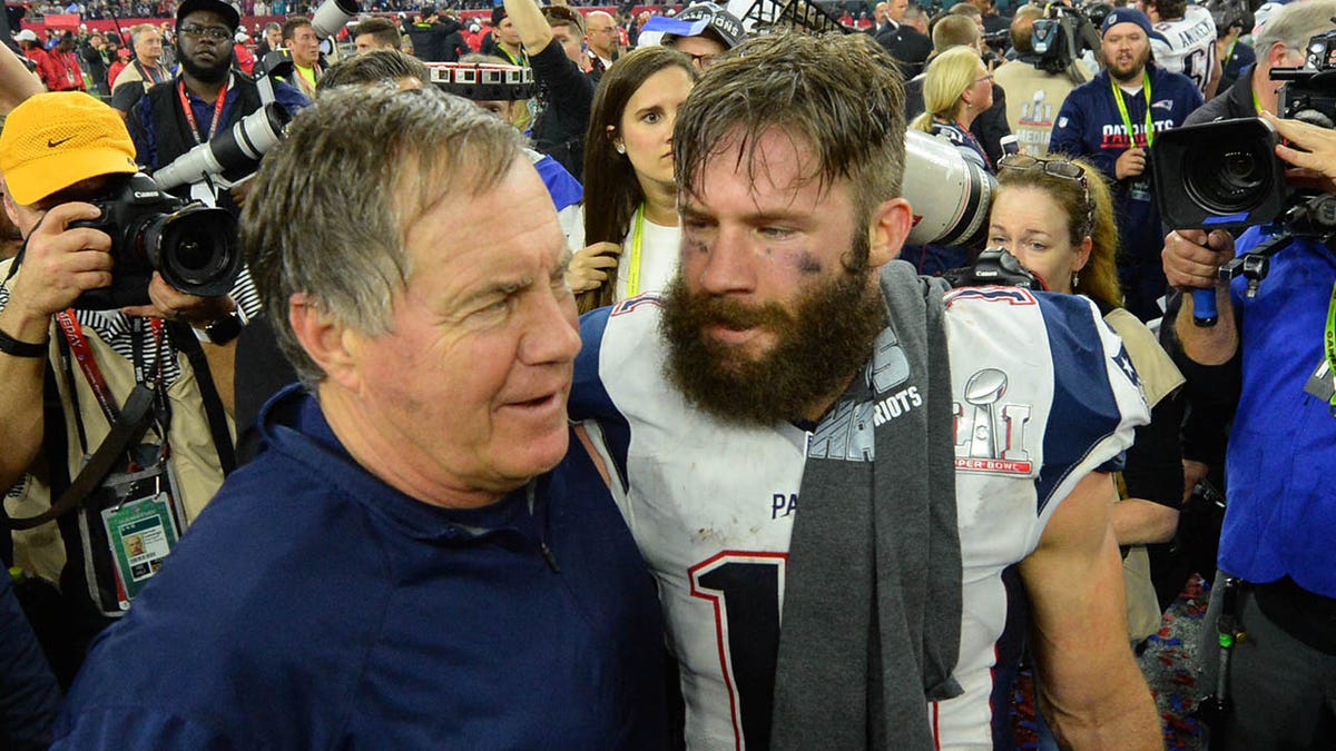 Julian Edelman, Bill Belichick, Jordon Hudson, New England Patriots, NFL, spor, futbol, dedikodu, ilişki, CBS News, röportaj, The Art of Winning, kitap, Colin Cowherd, The Herd, FOX Sports, distraksiyon, PR, halkla ilişkiler, Dabo Swinney, Clemson, Hard Knocks, UNC, Kuzey Carolina, meta keywords, anahtar kelimeler, spor haberleri, dedikodu haberleri, futbol haberleri, Bill Belichick kız arkadaşı, Julian Edelman yorumu, Bill Belichick Jordon Hudson, Bill Belichick kariyeri, spor gündemi, NFL gündemi, futbol dünyası, futbol dedikoduları, Jordon Hudson eleştirileri, Belichick PR hamleleri
