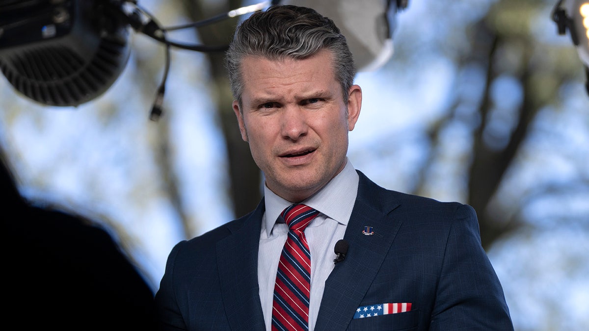 West Point, eğitim, istifa, Graham Parsons, Pete Hegseth, Trump yönetimi, ideoloji, müfredat, askeri akademi, ABD Ordusu, sansür, akademik özgürlük, New York Times, tenür, öğretim üyesi, görev, onur, ülke, misyon beyanı, yürütme emri, Fox Haberleri
