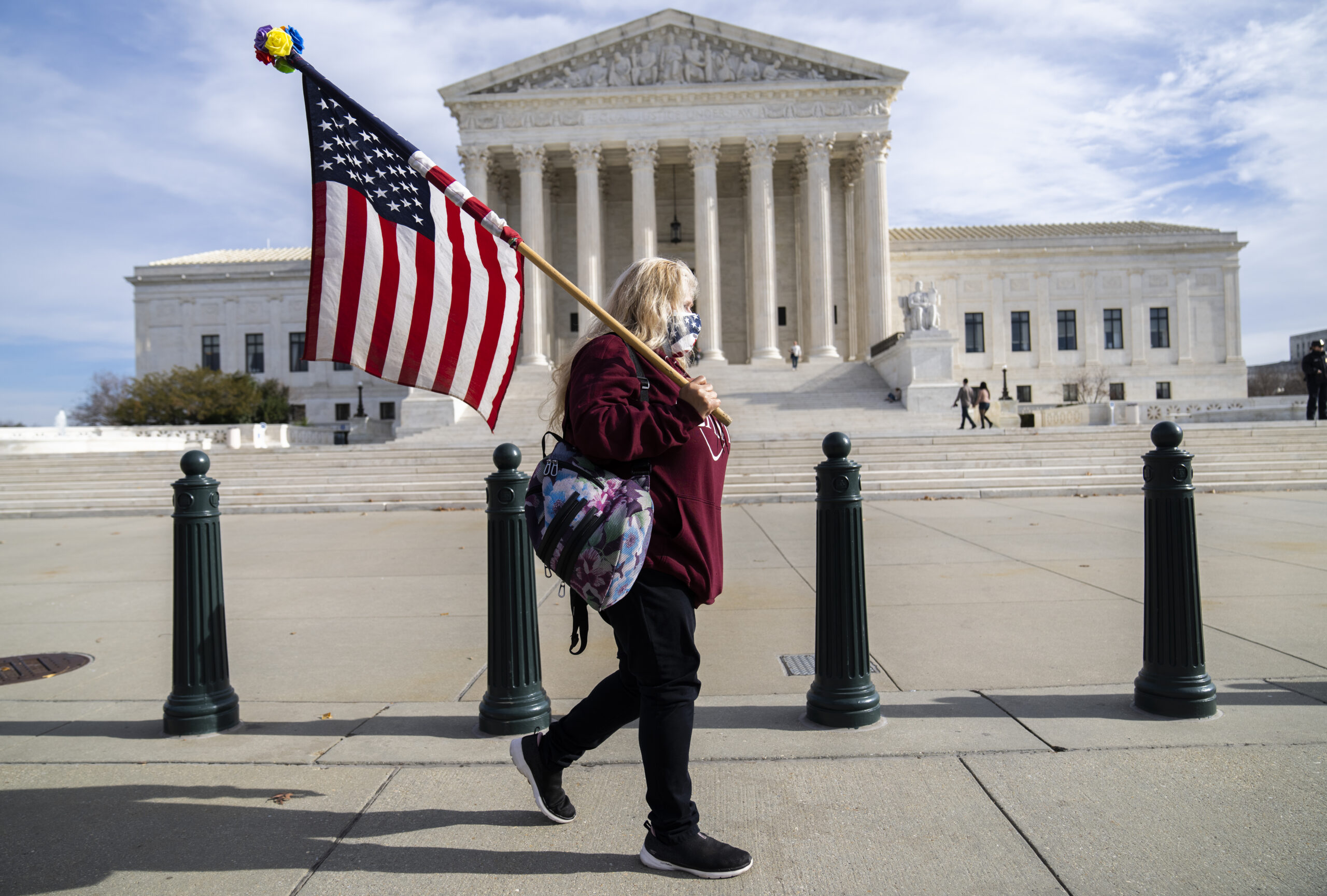 ABD Yüksek Mahkemesi, Trump, CASA, doğum yoluyla vatandaşlık, 14. Değişiklik, anayasal haklar, ülke çapında ihtiyati tedbir, Yargıç Neil Gorsuch, Yargıç Matthew Kacsmaryk, Biden yönetimi, Elizabeth Prelogar, Califano v. Yamaski, ayakta kalma, göçmenlik, hukuk, mahkeme kararı, siyaset