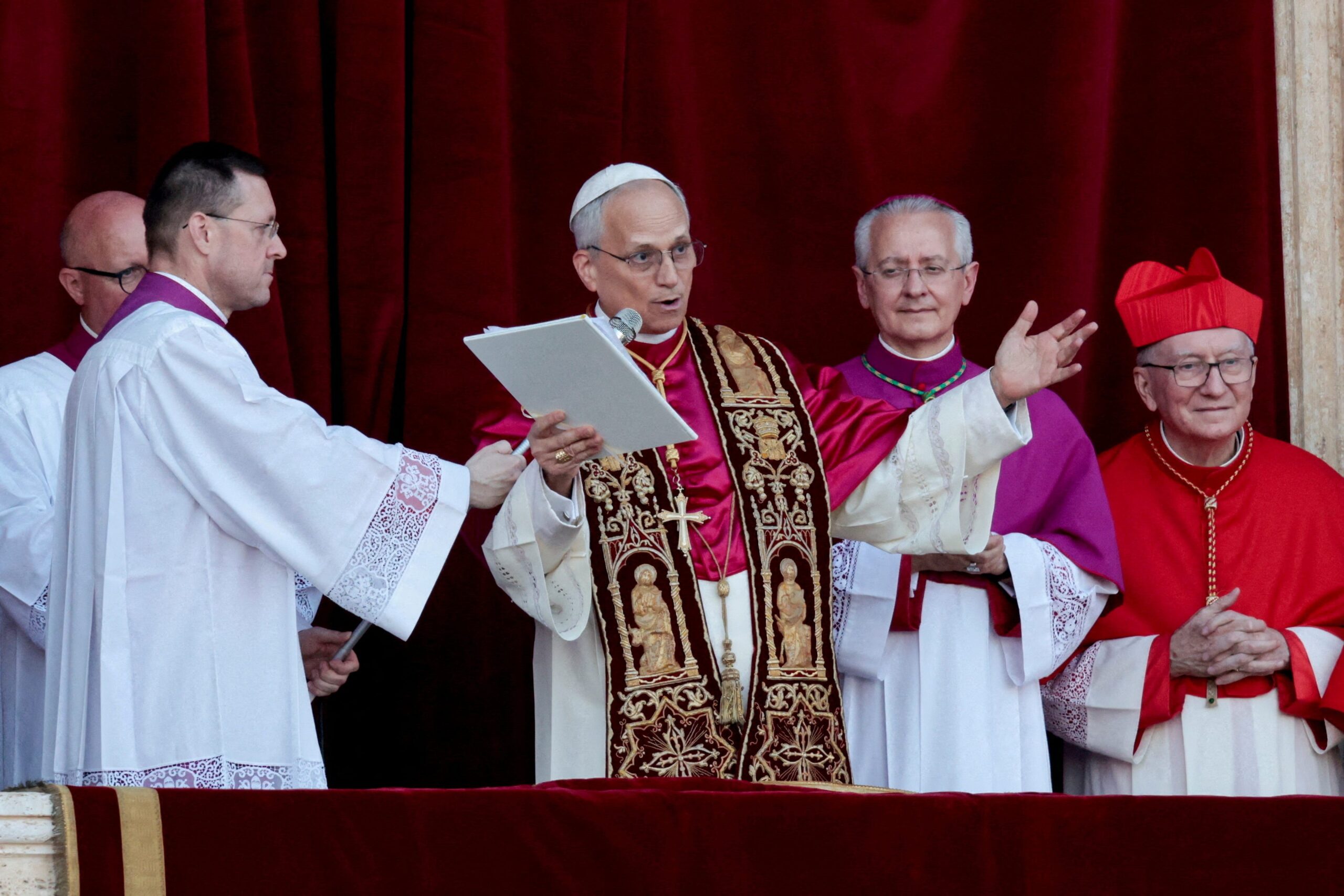 Papa Leo XIV, İlk Amerikan Papa, Vatikan, Sistine Şapeli, Robert Francis Prevost, Kardinal, ABD, Peru, Katolik Kilisesi, Papa Francis halefi, Seçim, Din, Hristiyanlık
