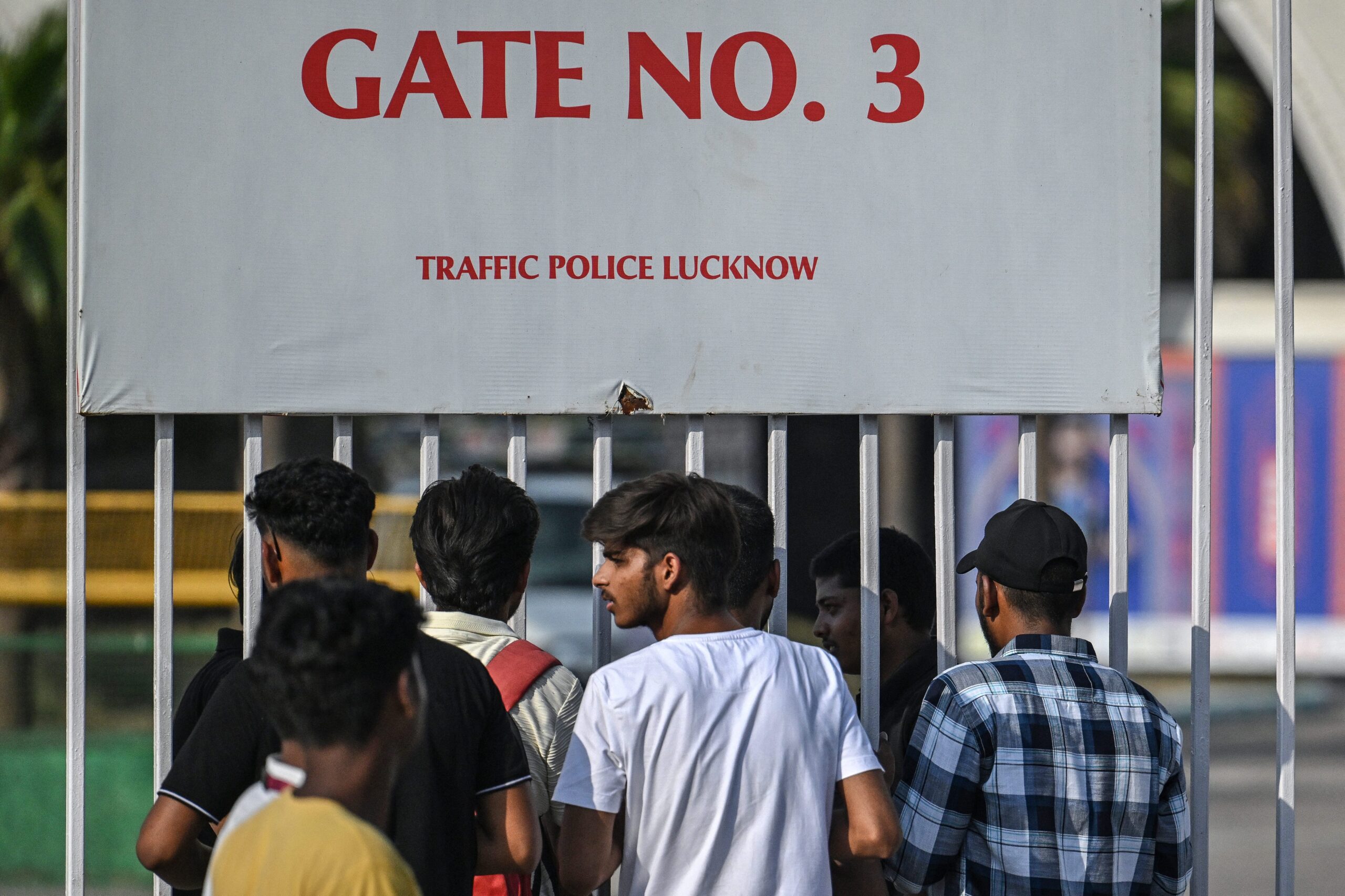 Hindistan, Pakistan, IPL, kriket, turnuva, askıya alma, çatışma, güvenlik, oyuncular, yayın hakları, gelir kaybı, Reliance, Disney, Mukesh Ambani, terörist saldırı, Keşmir, sınır bölgeleri, gerginlik, savaş