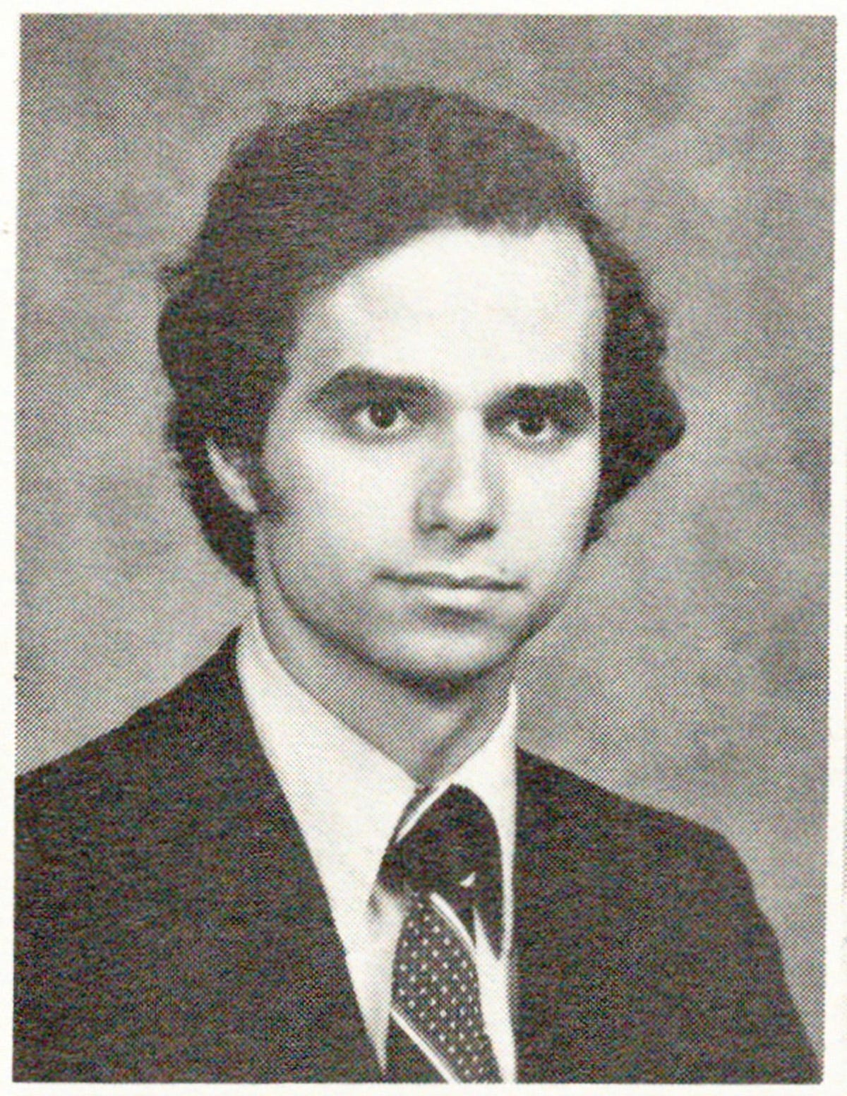 Villanova, Papa Leo XIV, Robert Prevost, Katolik Kilisesi, Villanova Üniversitesi, mezun, papalık, papa seçimi, dini lider, Ağustosçu değerler, Katolik gelenekler, Pennsylvania, Philadelphia, haber, öğrenci görüşleri, akademik başarı, spor, basketbol, NCAA şampiyonası, dini eğitim, üniversite hayatı
