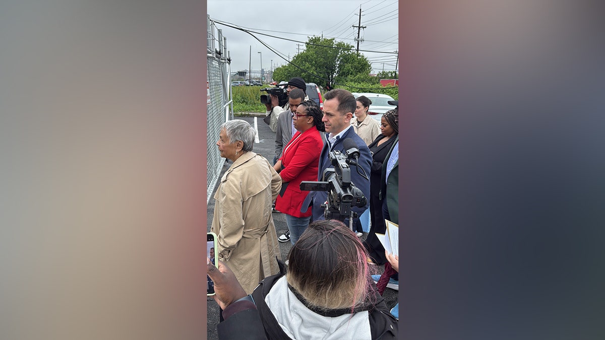 Newark Mayor arrest, Ras Baraka, ICE detention facility, immigration, New Jersey, Rob Menendez Jr., Bonnie Watson Coleman, LaMonica McIver, GEO Group, Delaney Hall, Democratic gubernatorial candidate, protest, trespassing, oversight visit, political stunt, illegal immigration, deportation, Homeland Security, Fox News
