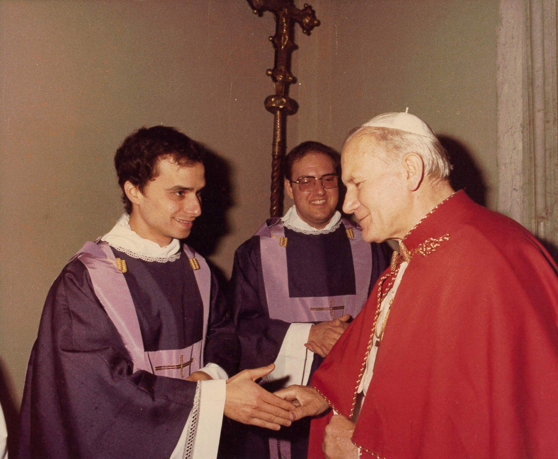 Papa Leo XIV, Chicago, St. Mary of the Assumption, Robert Prevost, Katolik Kilisesi, Papa, ABD doğumlu Papa, Dolton, İllinois, Vatikan, dini, Chicago Beyzbol, kardinal, Villanova, Augustinian, din, inanç, Güney Chicago, Papa Franciscus, din görevlisi istismarı, Papa seçimi, Katoliklik, Chicago Haberleri, Marianne Angarola, Peggy Wurtz, John Doughney, William Lego, Chicago'daki Katolikler
