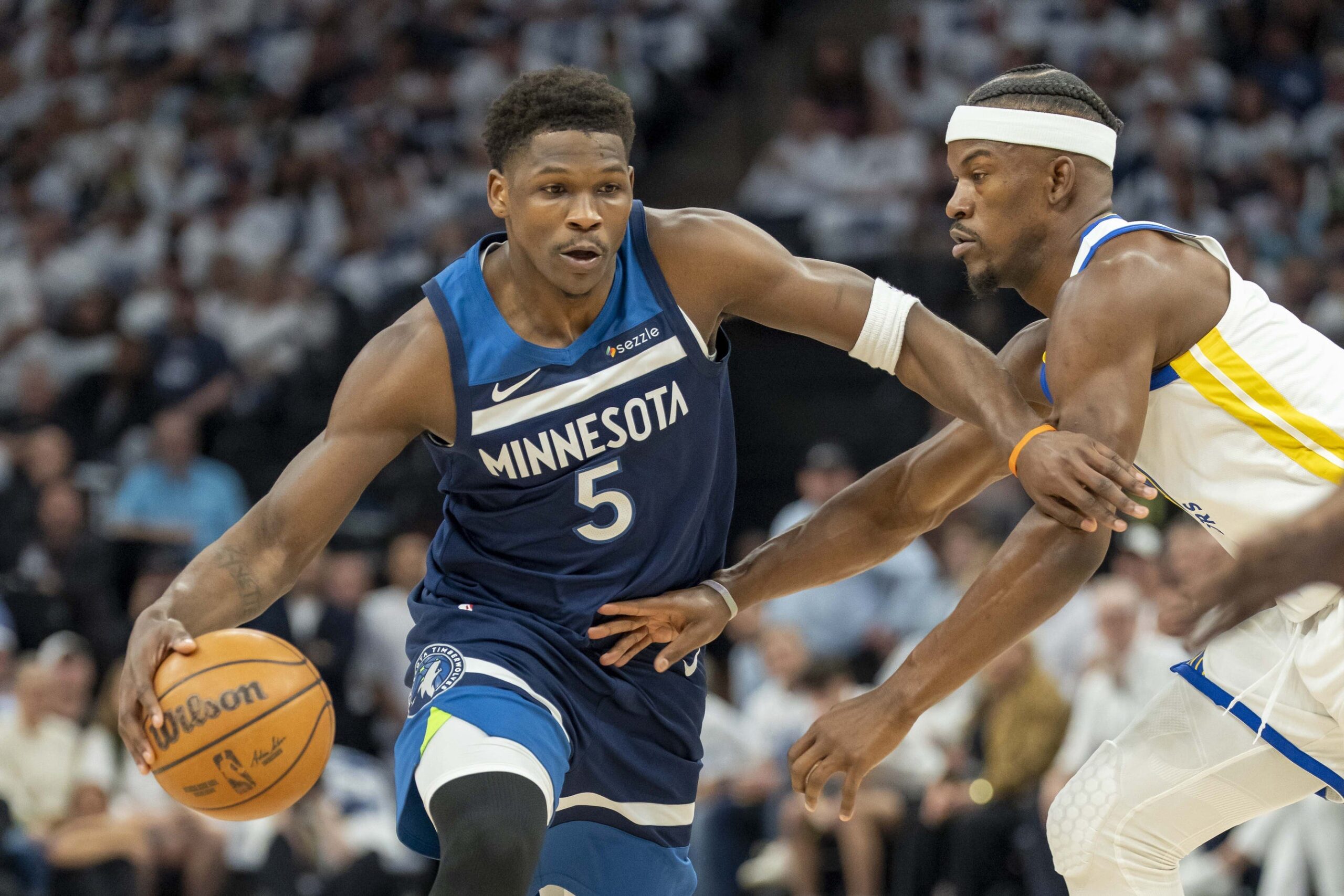 Minnesota Timberwolves, Golden State Warriors, NBA playoffs 2025, Batı Konferansı yarı finali, Steph Curry, sakatlık, Julius Randle, Anthony Edwards, Nickeil Alexander-Walker, Maç 3, yayın bilgileri, basketbol, playoff geri dönüşleri
