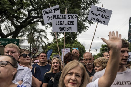 Beyaz Güney Afrikalılar, Donald Trump, Mülteci Programı, Afrikaner, Güney Afrika, Irk Ayrımcılığı, Ayrıcalık Yasası, Mülk El Koyma, Stephen Miller, Cyril Ramaphosa, ABD Dışişleri Bakanlığı, Siyasi Motivasyon, Irk Temelli Zulüm, ABD-Güney Afrika İlişkileri
