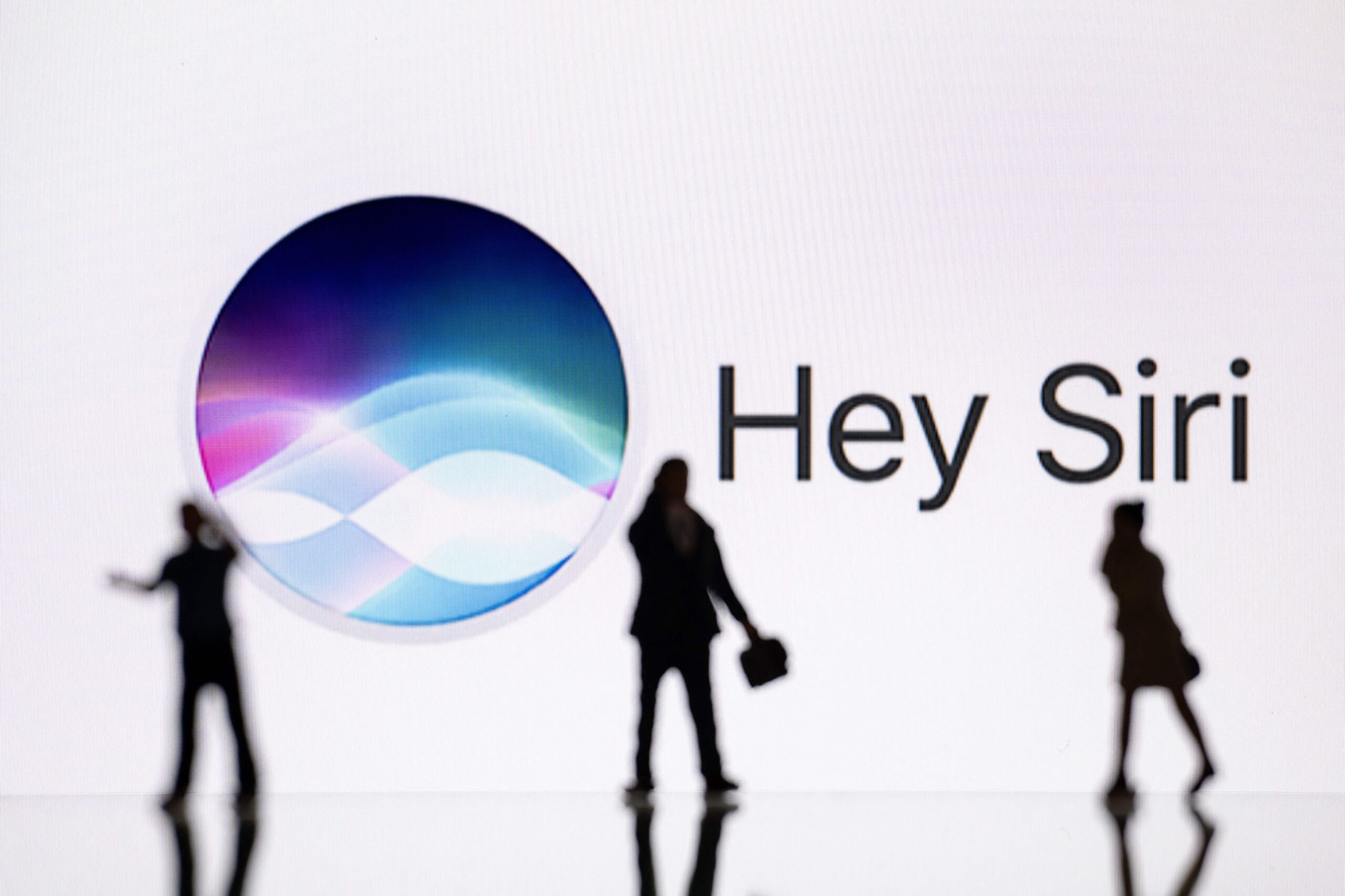 Apple Siri dava, Siri gizlilik ihlali, Siri dinleme davası, Lopez v. Apple, Siri class action, Apple sınıf davası, Siri settlement, Apple ödeme, Siri compensation, Apple para iadesi, Apple Siri gizlilik, Siri unintended activation, Siri yanlışlıkla etkinleşme, Siri kayıt, Siri recording, Apple sesli asistan, Apple voice assistant, Apple cihazlar, Siri enabled devices, Siri uyumlu cihazlar, Siri claim, Siri başvuru, Siri talep, Siri deadline, Siri son başvuru tarihi, Siri eligibility, Siri uygunluk, Siri payment, Siri ödeme miktarı, Siri $95 million, Siri 95 milyon dolar, Apple ads, Apple reklamlar, Apple third-party contractors, Apple üçüncü taraf yükleniciler, Siri gizlilik sorunu, Siri privacy issue, iPhone gizlilik, iPad gizlilik, MacBook gizlilik, iMac gizlilik, Apple Watch gizlilik, HomePod gizlilik, iPod Touch gizlilik, Apple TV gizlilik, Siri iddiaları, Siri allegations, Siri casusluk, Siri spying, Gizlilik ihlali, Privacy breach
