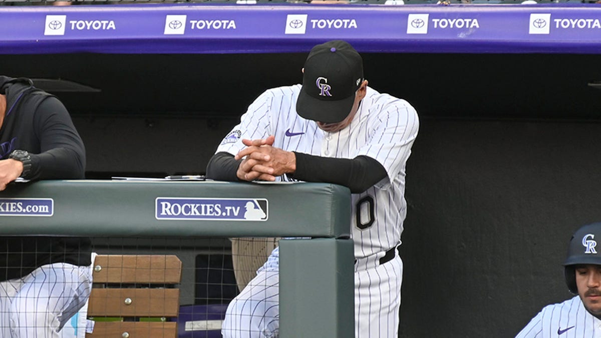 Colorado Rockies, Dick Monfort, MLB, beyzbol, taraftarlar, stadyum, satış, kötü performans, protesto, sosyal medya, Fernando Tatis Jr., San Diego Padres, 2025 sezonu, Coors Field, Woody Paige, Denver Gazette, hatalar, sıralama, taraftar tepkisi, sahip olma, Arenado takası, boykot, Fox News Sports, beyzbol rekoru, Chicago White Sox, spor haberleri

