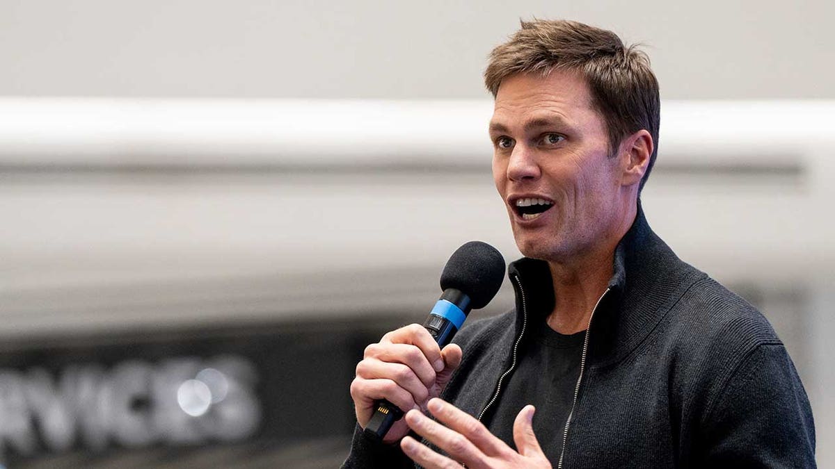 Tom Brady, Anneler Günü, Instagram, Gisele Bündchen, Bridget Moynahan, Maureen Brady, Nancy Brady, Julie Brady, Jack Brady, Ben Brady, Vivian Brady, Desmond Watson, NFL, Super Bowl, Joaquim Valente, Fox News
