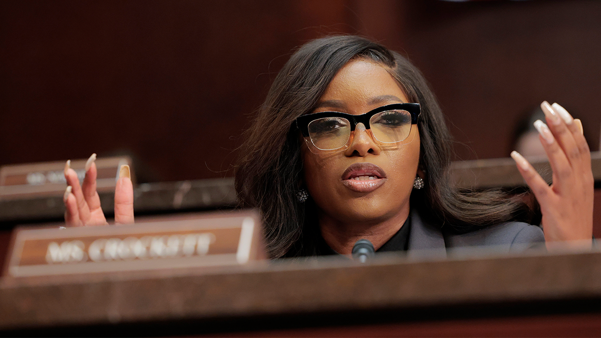 Rep. Jasmine Crockett, 2028 presidential race, Democratic donors, safest White boy, Kamala Harris, Gavin Newsom, JB Pritzker, Tim Walz, Pete Buttigieg, Alexandria Ocasio-Cortez, Democratic Party, House Oversight Committee, Trump opposition, political fundraising
